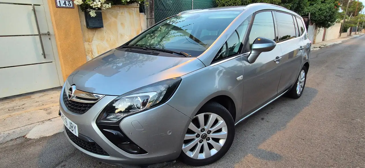 Opel Zafira Tourer