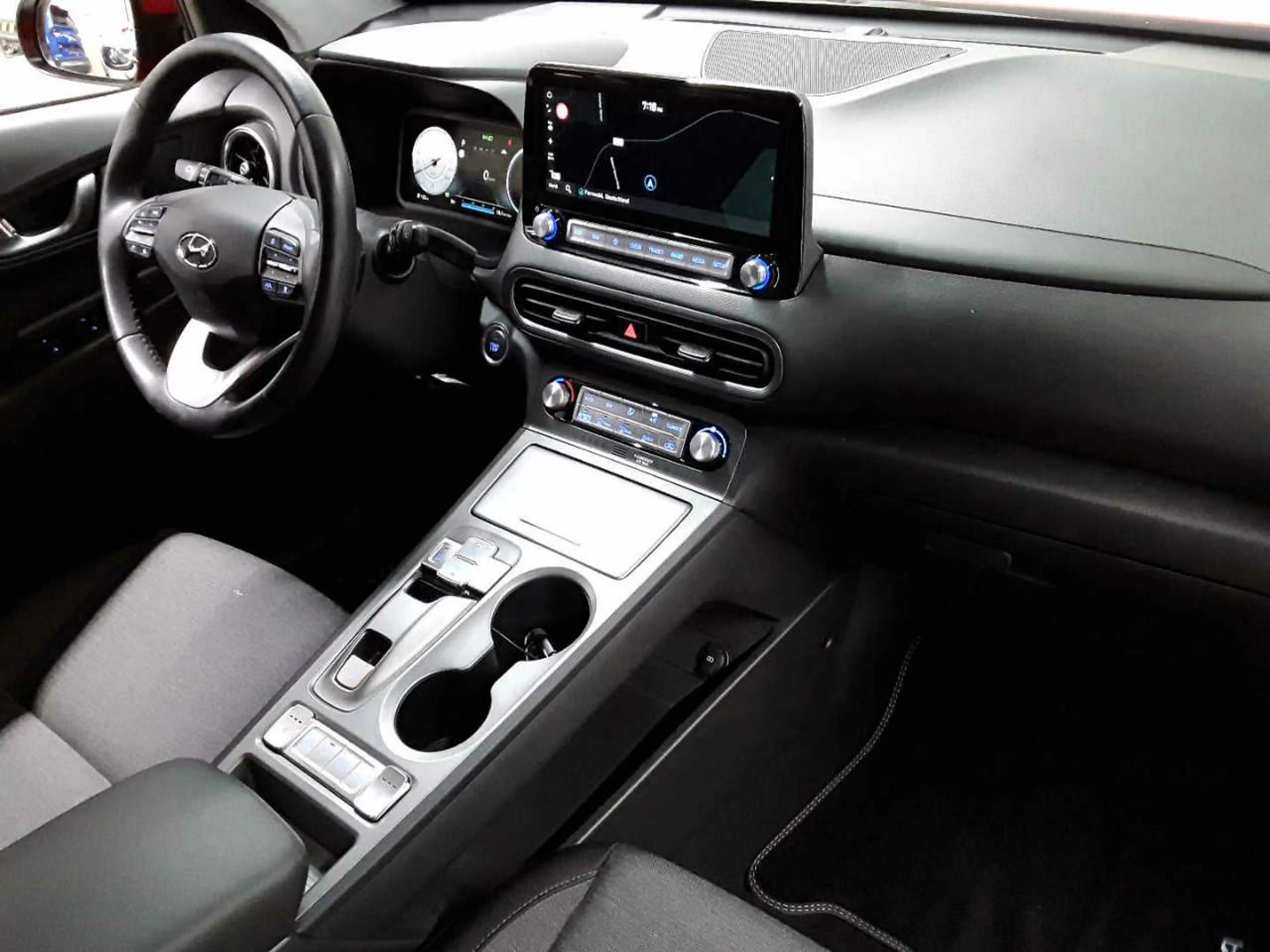 Hyundai KONA EV Trend Navi — photo 9
