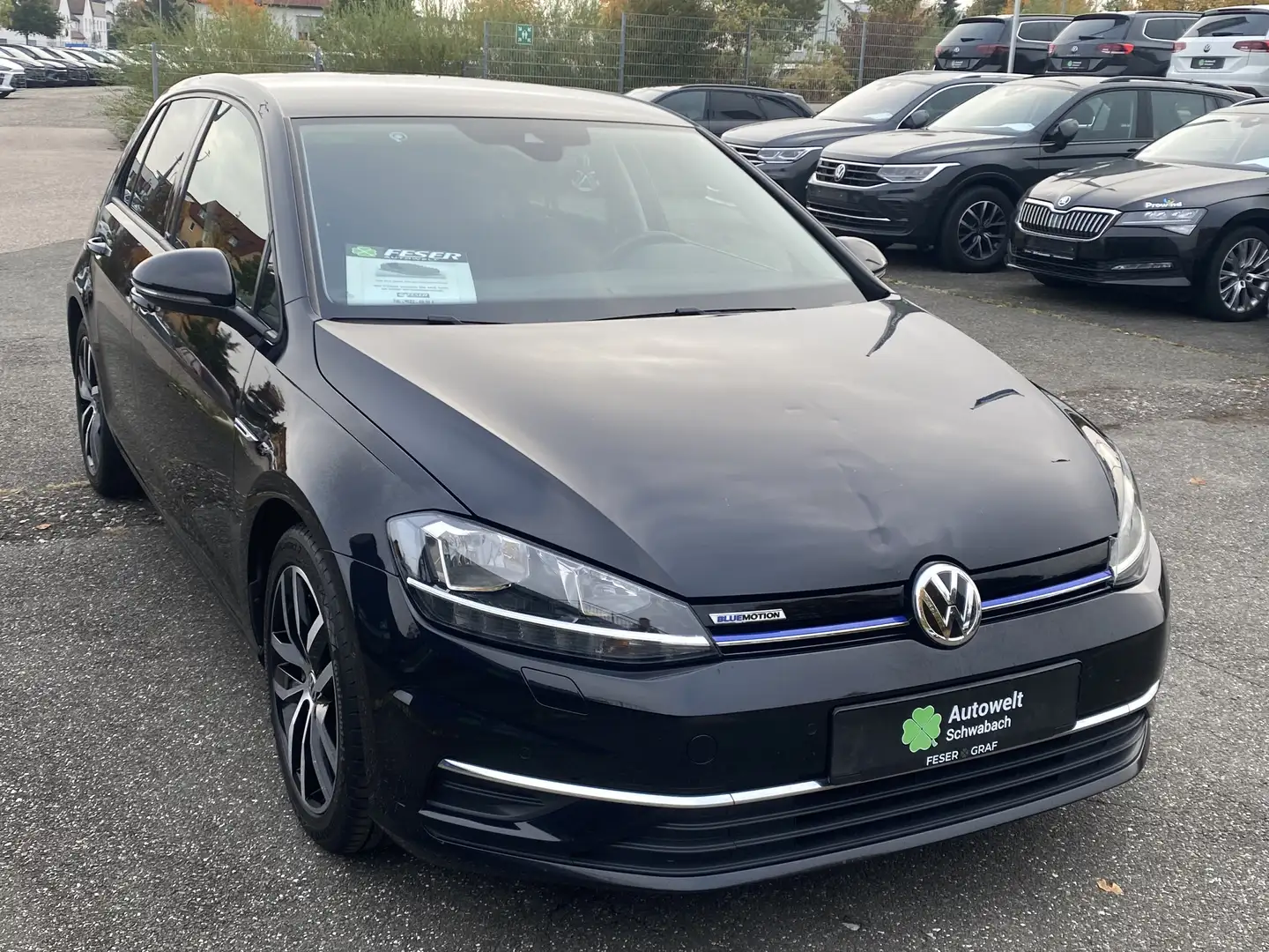 Volkswagen Golf VII 1.5 TSI IQ DRIVE NAVI APP ACC Schwarz - 2