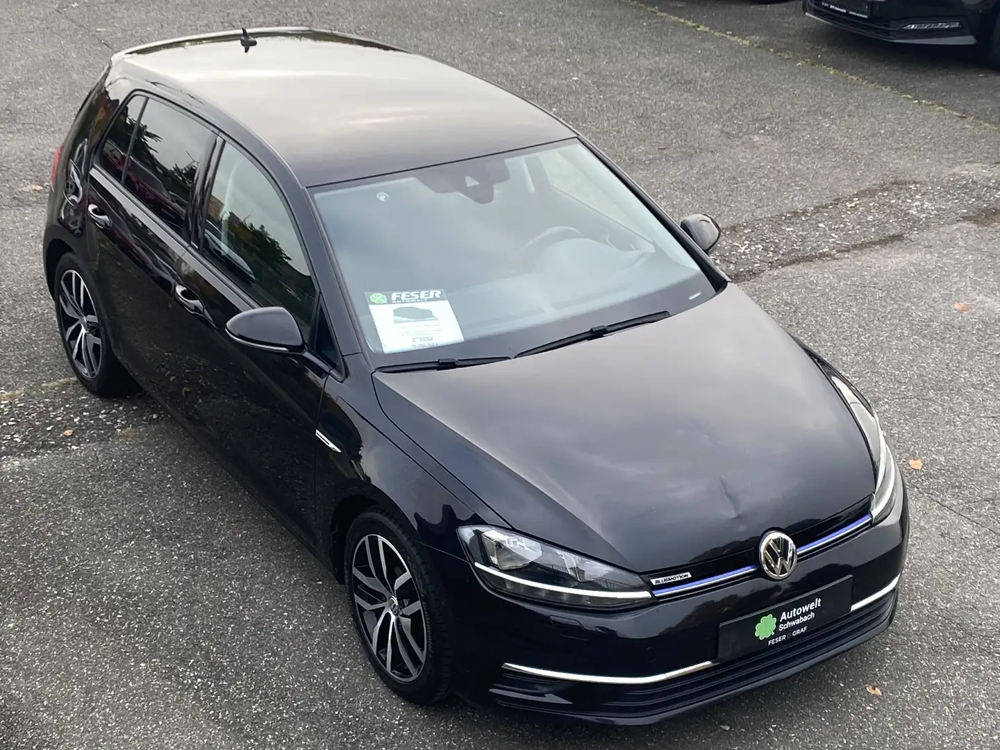 Volkswagen Golf VII 1.5 TSI IQ DRIVE NAVI APP ACC Schwarz - 1
