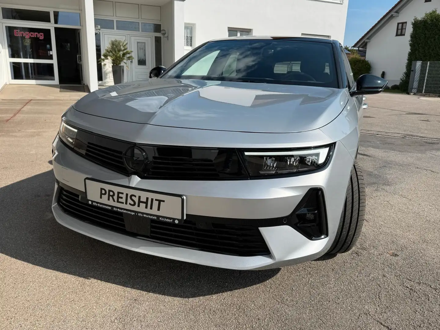 Opel Astra ST 1.2 Turbo 96kW GS Silber - 2