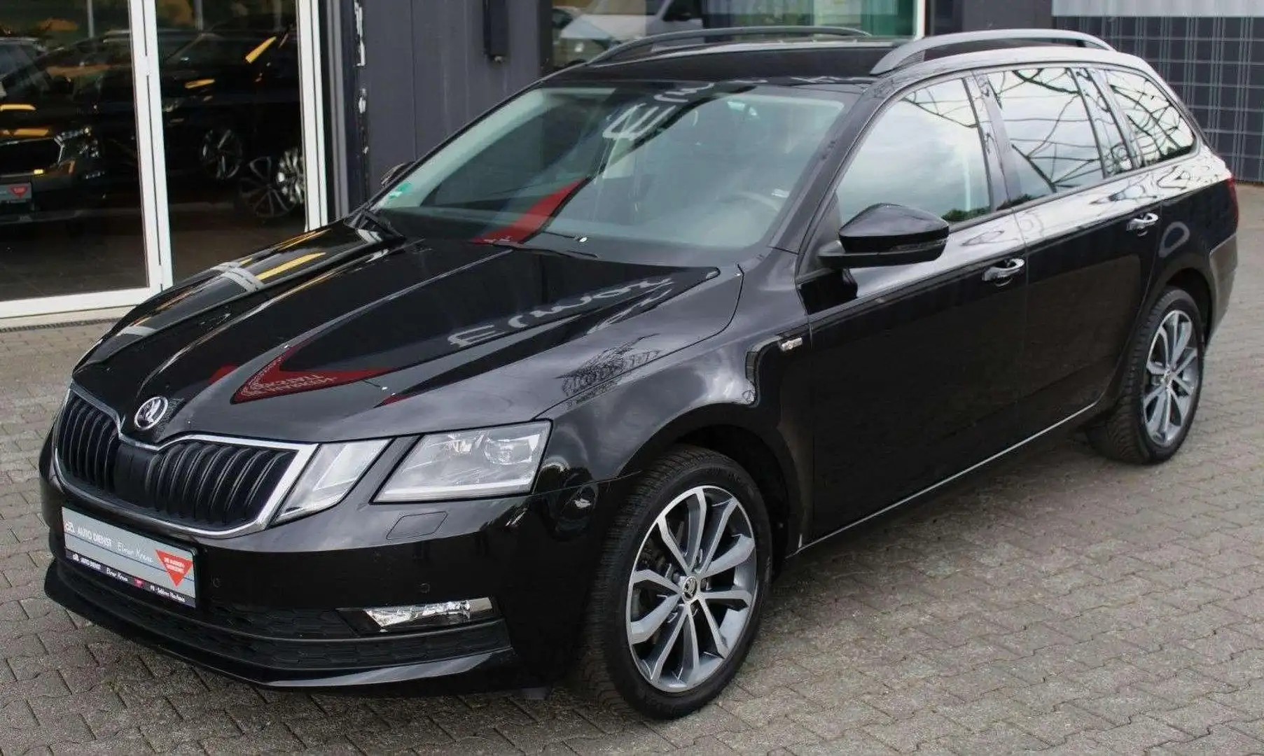 Skoda Octavia Combi Soleil, 1,5TSI,110KW/150PS,DSG Negro - 1