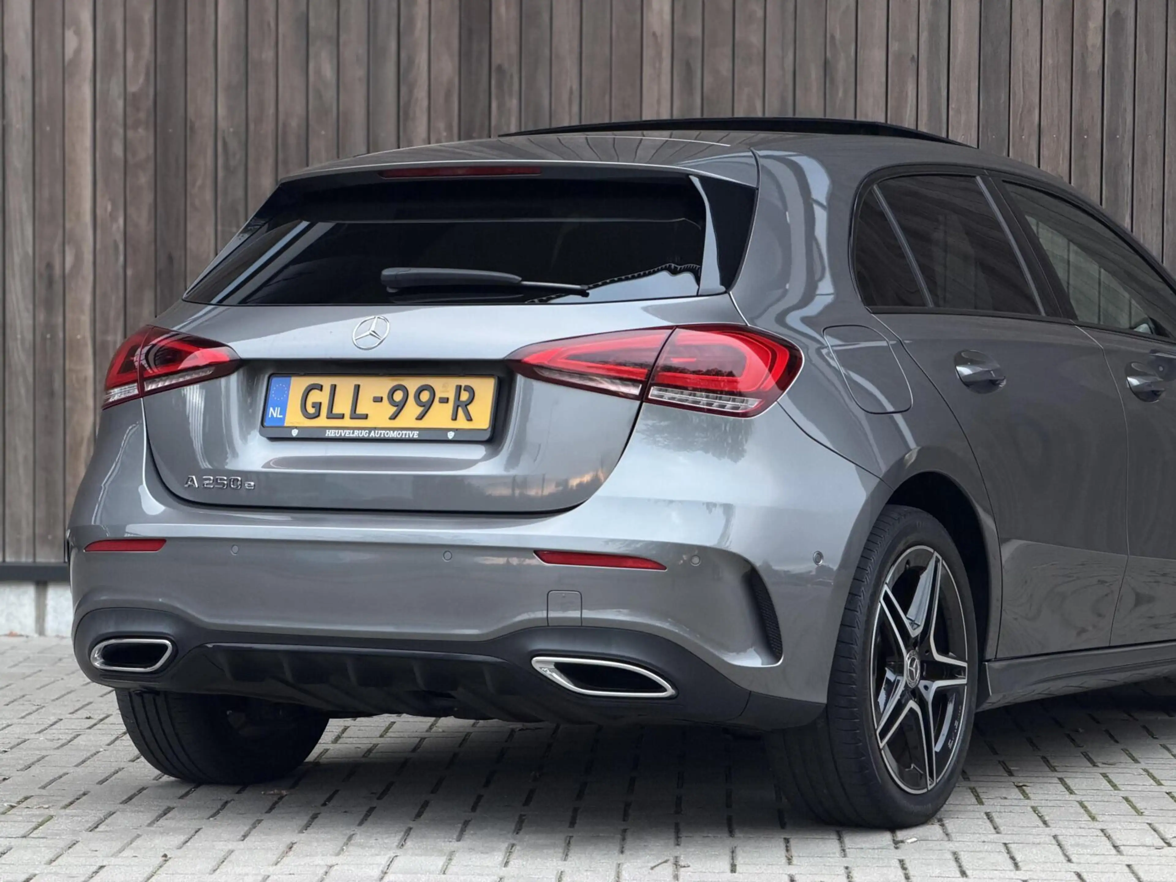 Mercedes-Benz A 250 e Business Solution AMG Limited — photo 15
