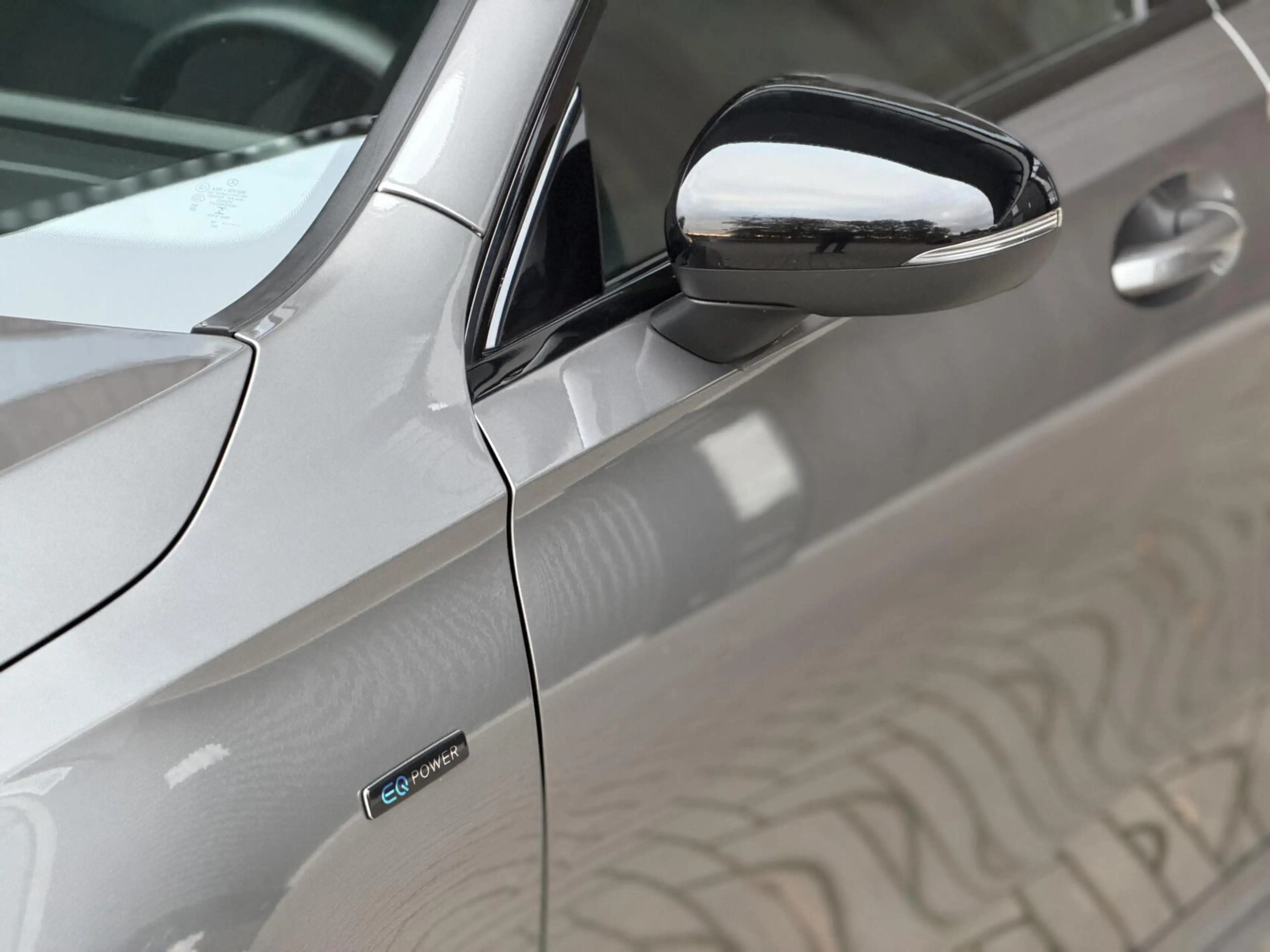Mercedes-Benz A 250 e Business Solution AMG Limited — photo 9