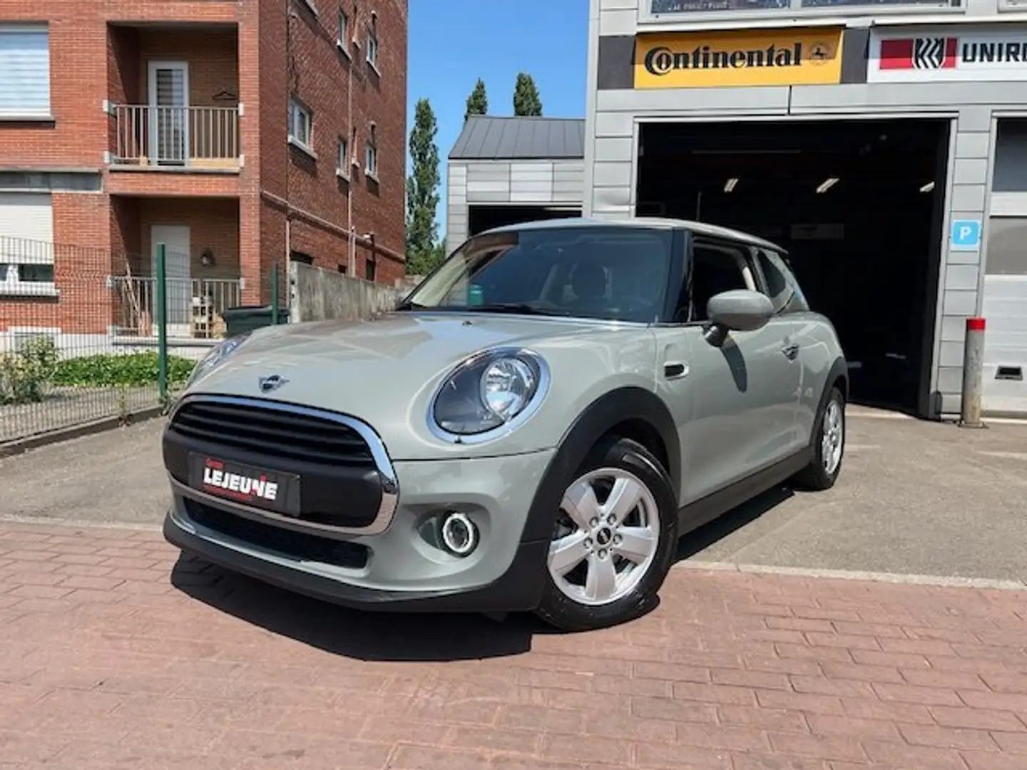 MINI Cooper 1.5 OPF (EU6d) - Très belle! garantie Gris - 2