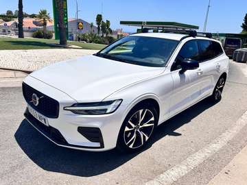 Volvo V60 Plus, B4, Diésel, Dark”. Matrícula: 9553 MPW.