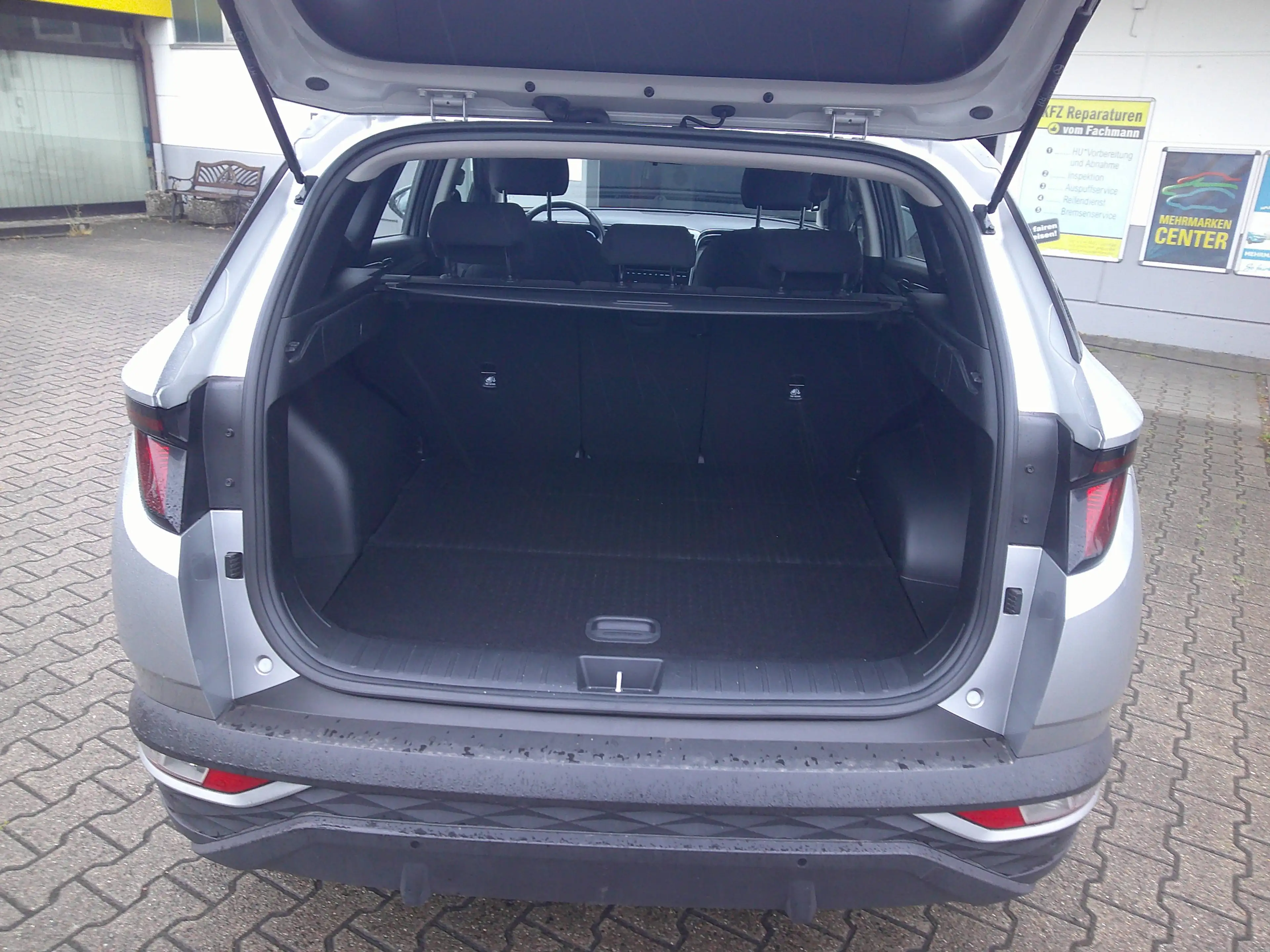 Hyundai TUCSON TUCSON 1.6 T-GDi 2WD Navi,Sitz+Lzhg.,Klimaautomatik,Kamera,PDC,.. — photo 6