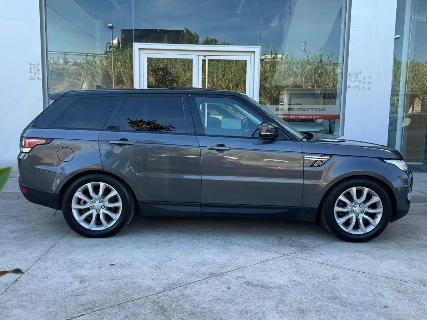Land Rover Range Rover Sport 3.0TDV6 HSE Aut. Gris - 1