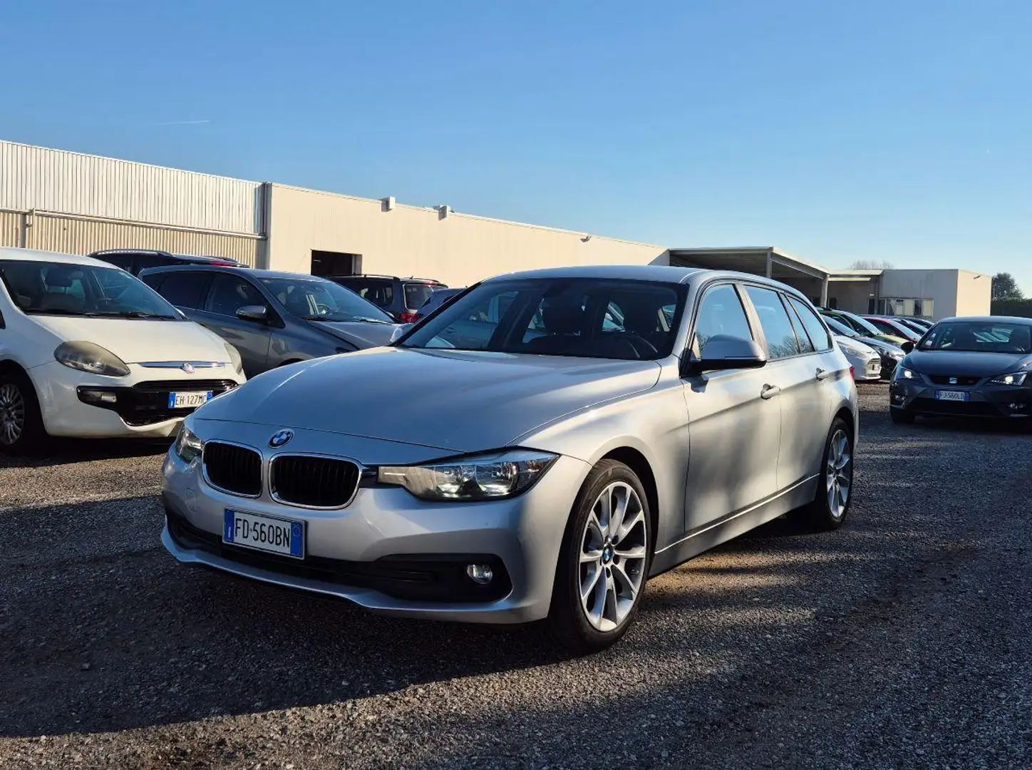 BMW 318 d Touring Business Advantage aut. Blanc - 1