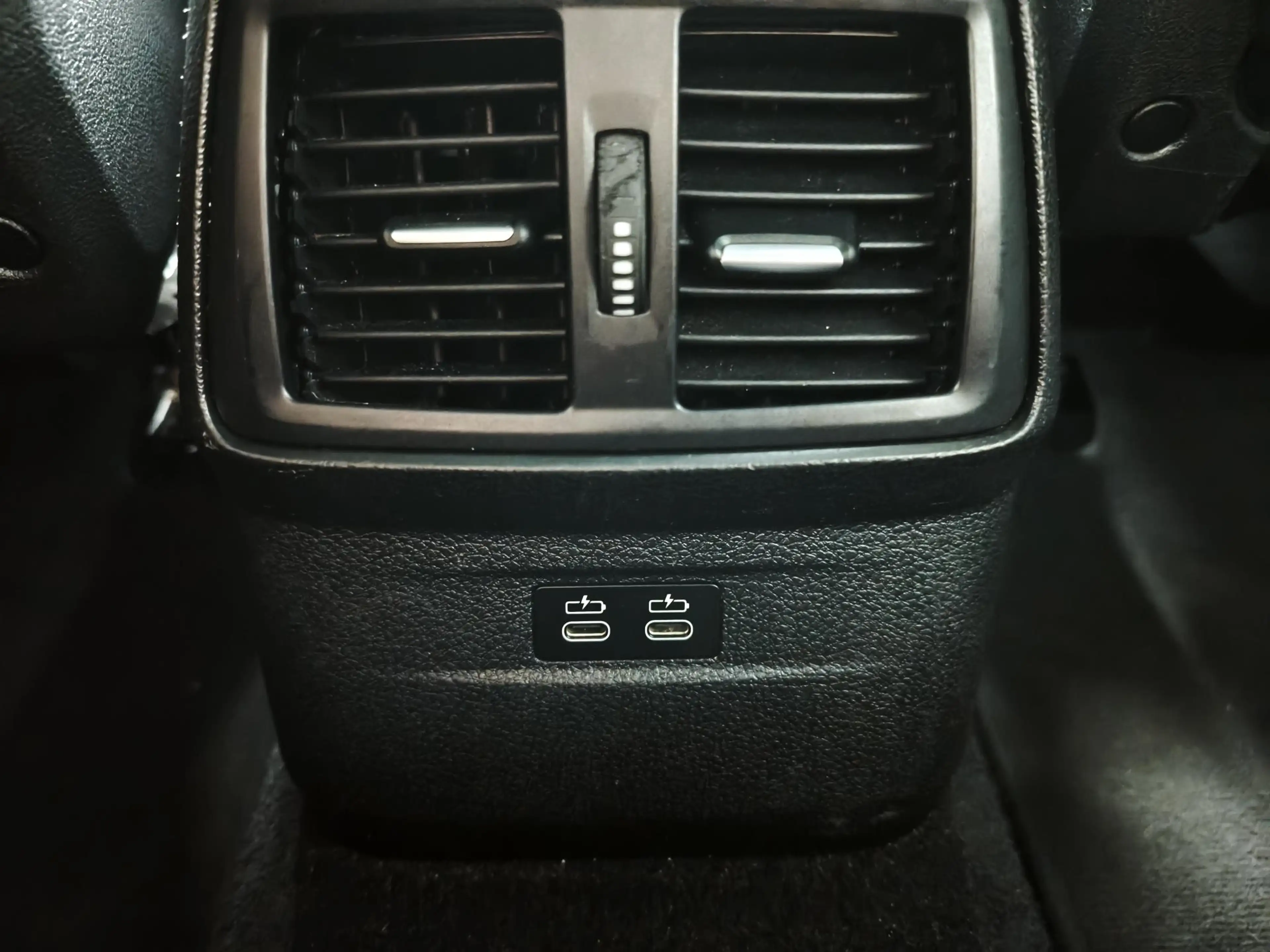 BMW 218 2-serie Gran Tourer 218i 7p. Business Edition Plus — photo 32