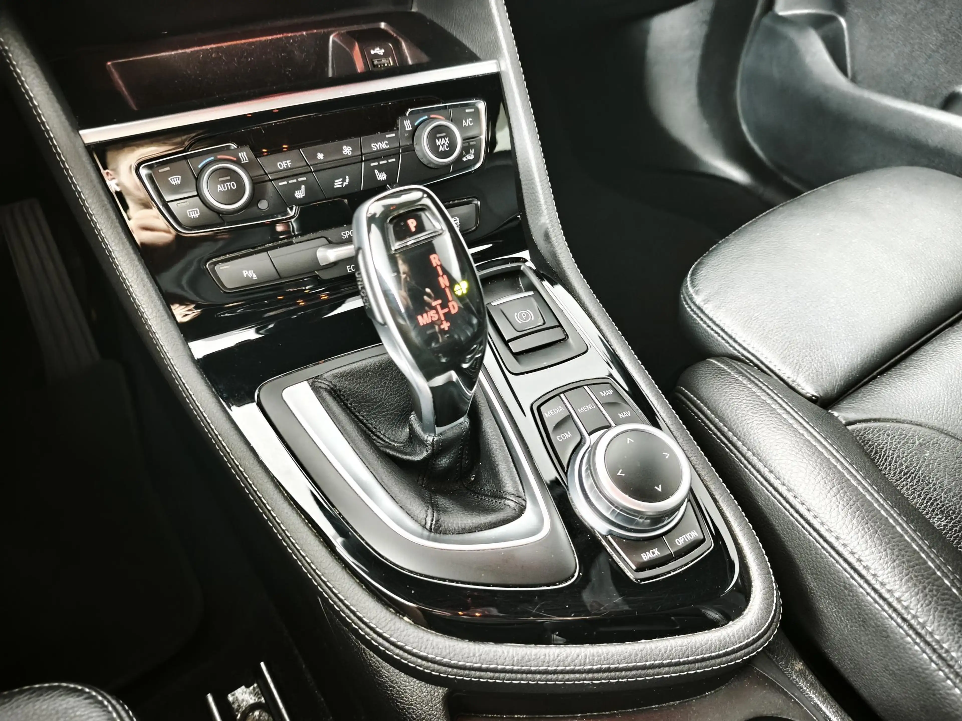 BMW 218 2-serie Gran Tourer 218i 7p. Business Edition Plus — photo 26