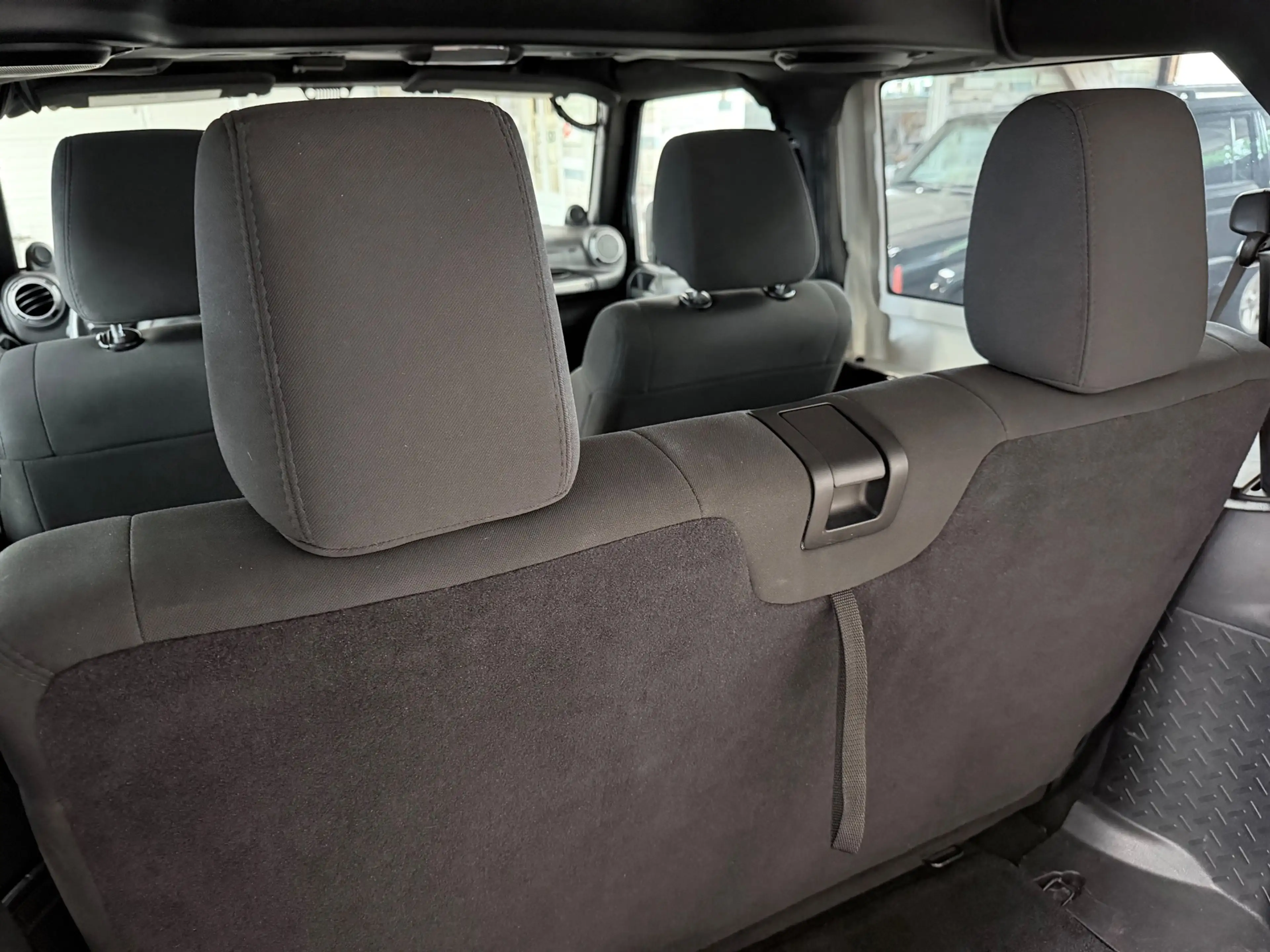 Jeep Wrangler JK - Just arrived 3.6 benzine — photo 12