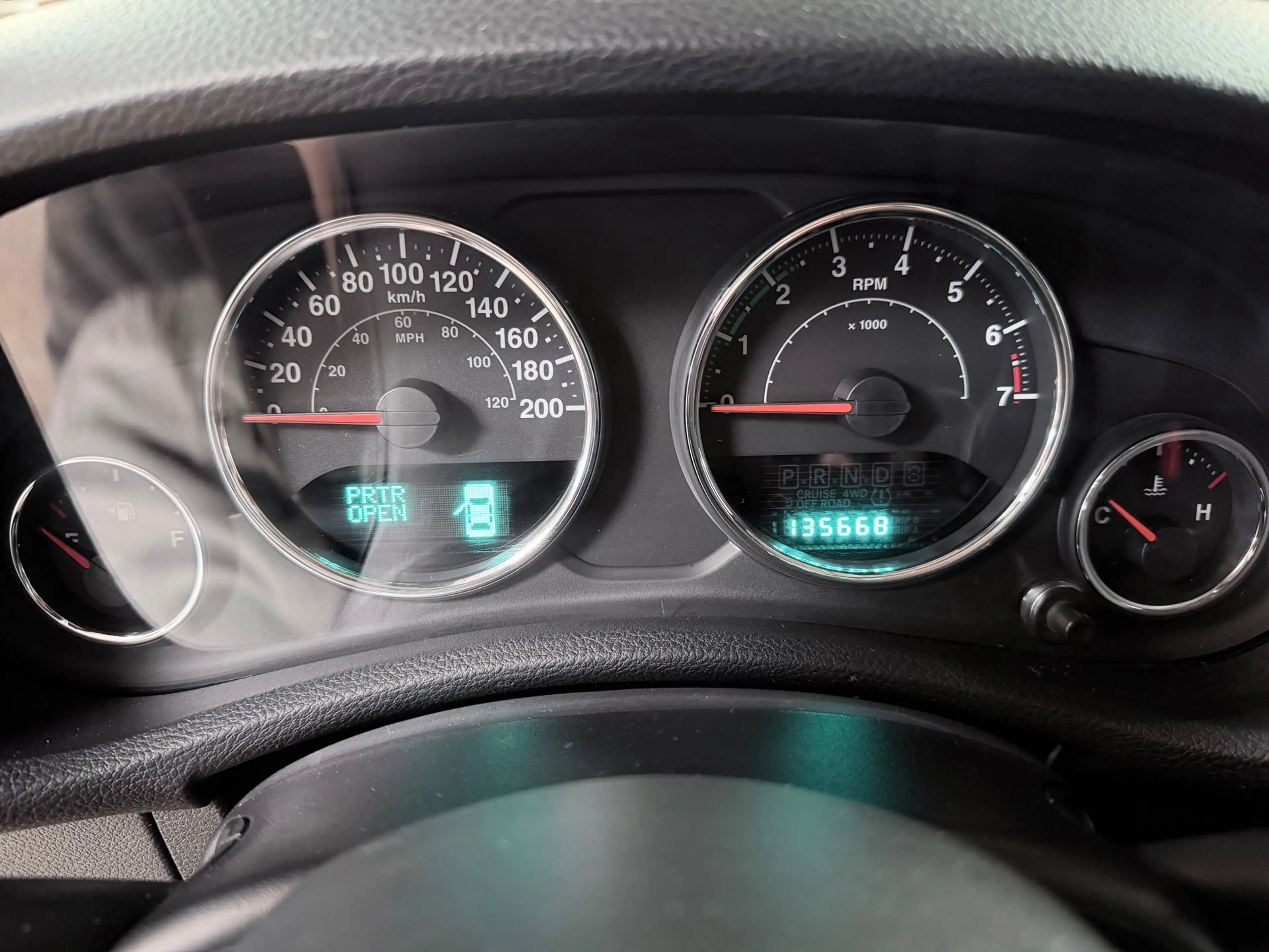 Jeep Wrangler JK - Just arrived 3.6 benzine — photo 14