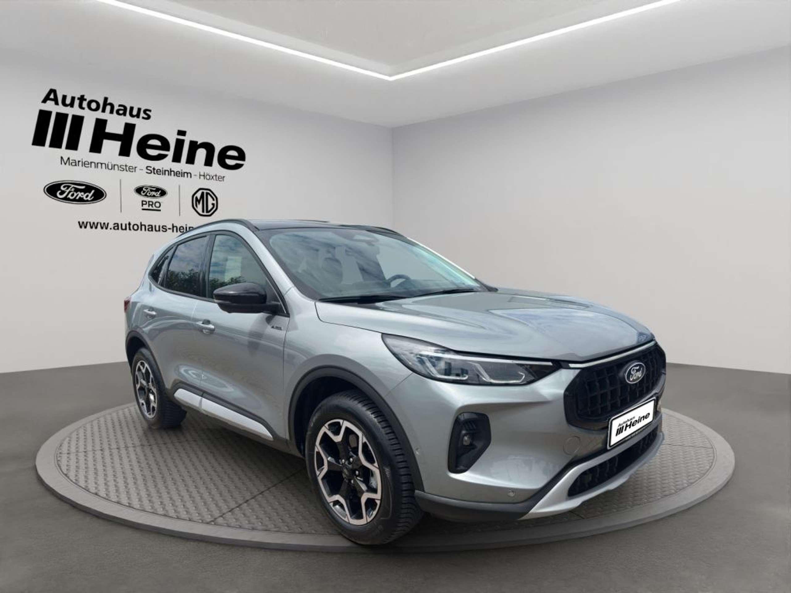 Fahrzeugabbildung Ford Kuga ACTIVE FHEV X 2.5 Ltr. 152 PS *AUT - mit KI generiert/bearbeitet