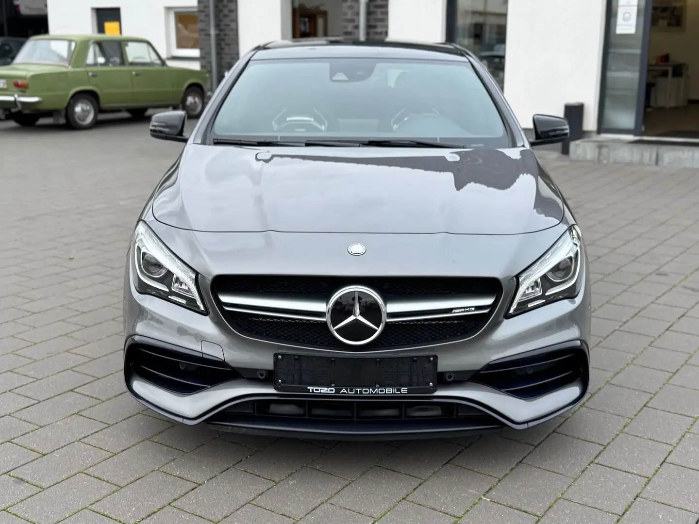 Mercedes-Benz CLA 45 AMG Shooting Brake*PANO*KAMERA*LED*TOP* Grau - 2