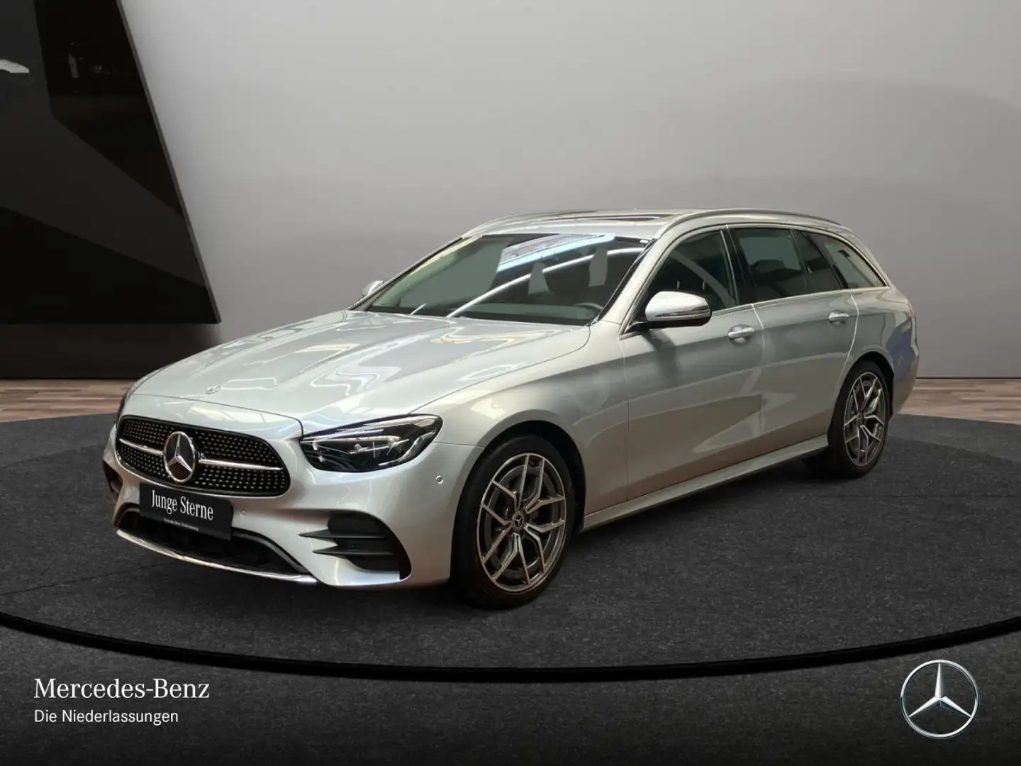 Mercedes-Benz E 220 d T AMG+AHK+LED+KAMERA+19"+HUD+TOTW+9G Argent - 2