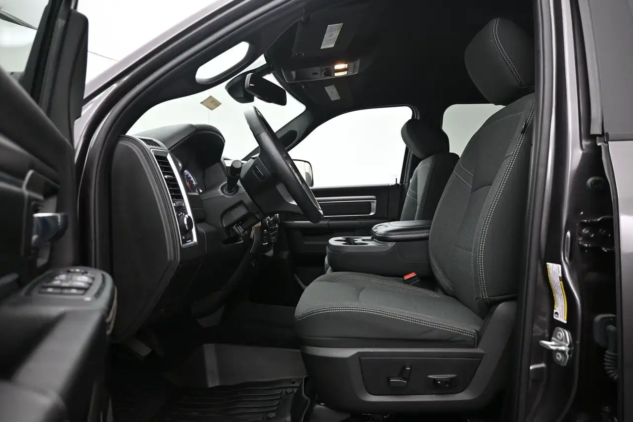 RAM 1500 photo RAM 1500