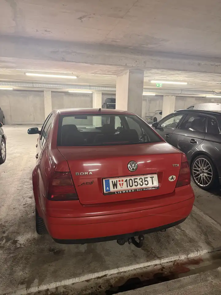 Volkswagen Bora 1,9 Highline TDI Aut., foto 2