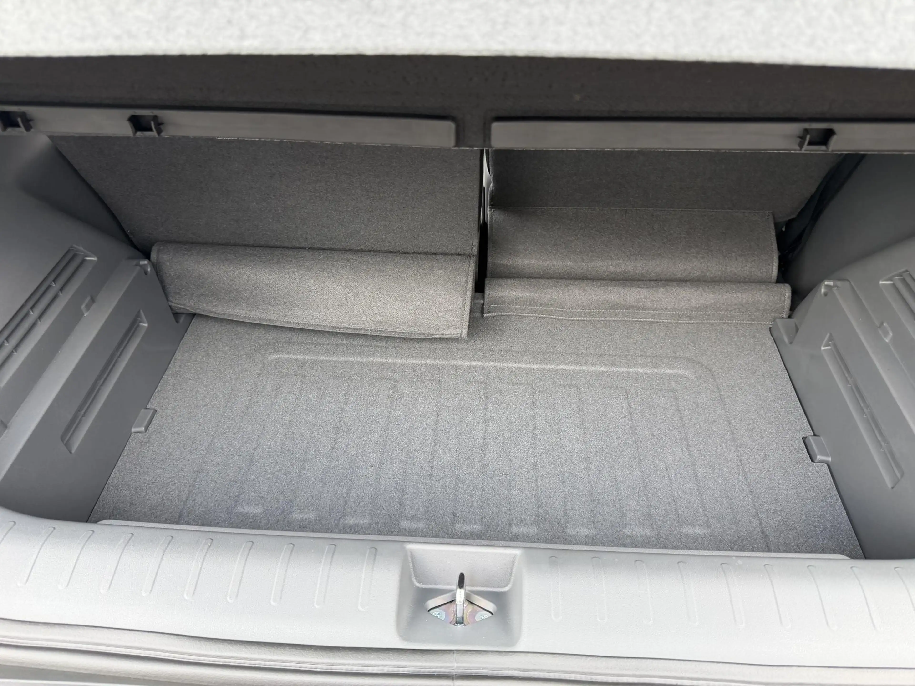 Kia EV2 Air 42.2 kWh 4p. | Black Pack | Stoel/Stuurwielver — photo 12