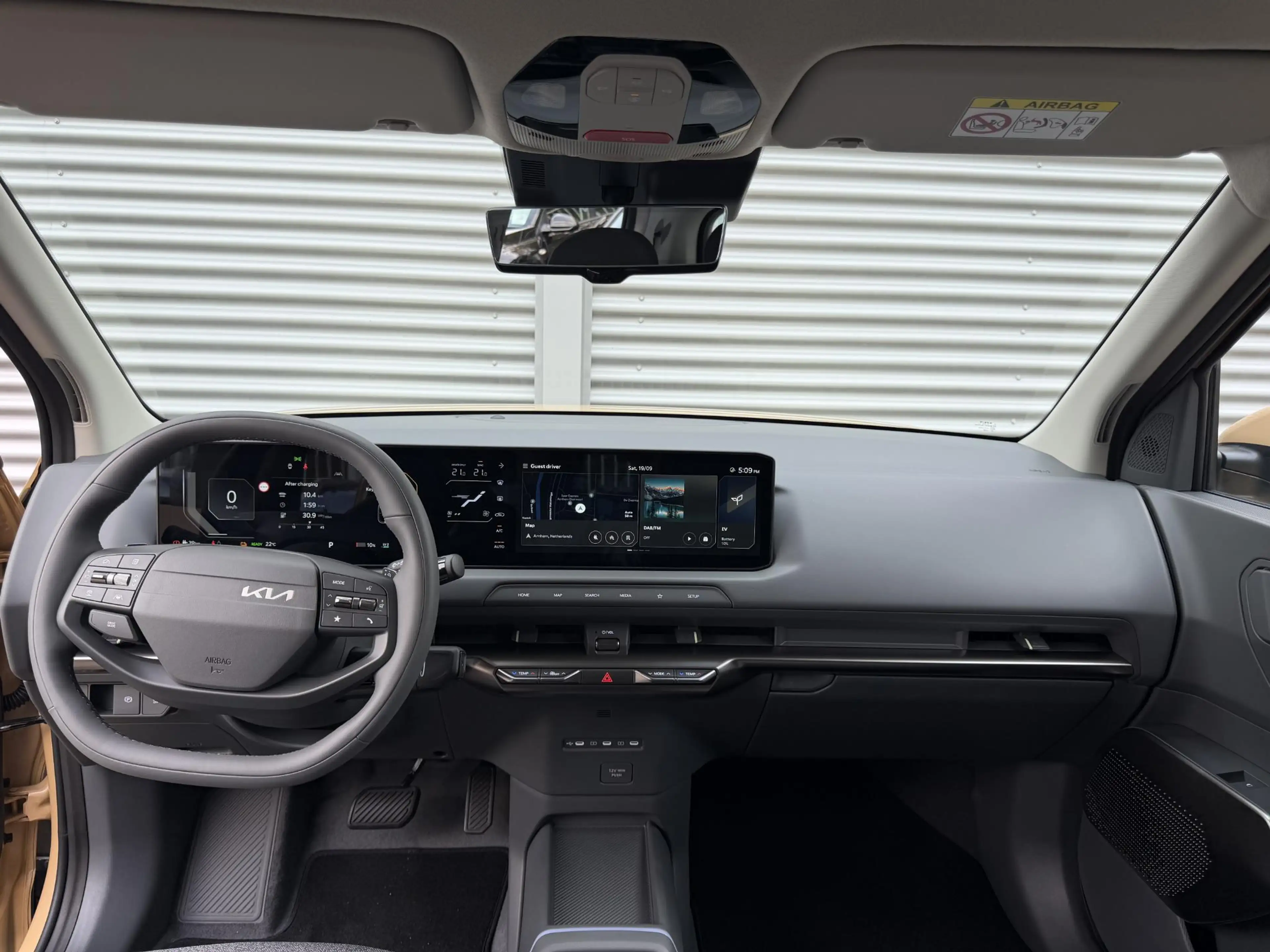 Kia EV2 Air 42.2 kWh 4p. | Black Pack | Stoel/Stuurwielver — photo 13
