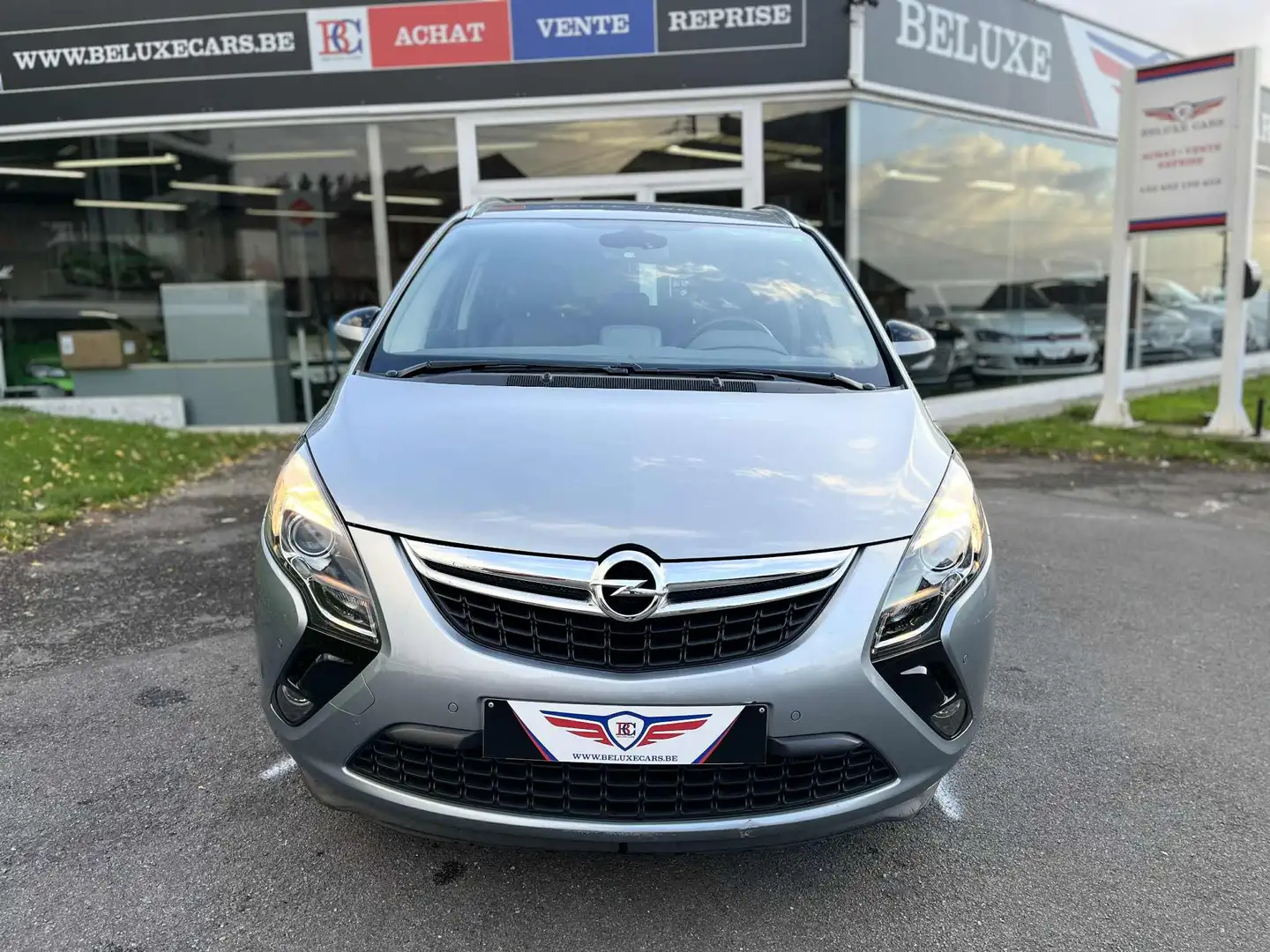 Opel Zafira Tourer Zafira 2.0 CDTi 7 PLACES *CUIR*NAVIGATION*PDC*JA* Grijs - 2