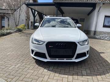 RS4 ,RS-Schalensitze,ACC,Pano,20",B&O,77TKm,1HD