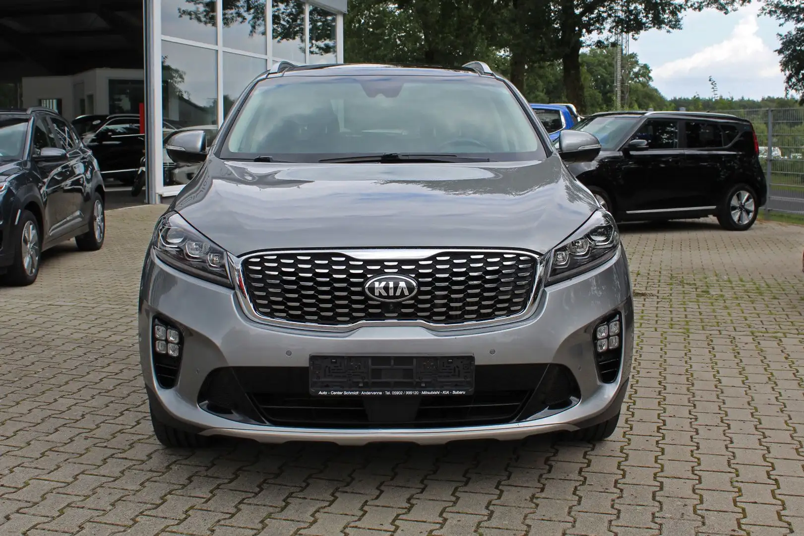 Kia Sorento 2.2 CRDi GT-Line 4WD Autom. (Pano) Grau - 2