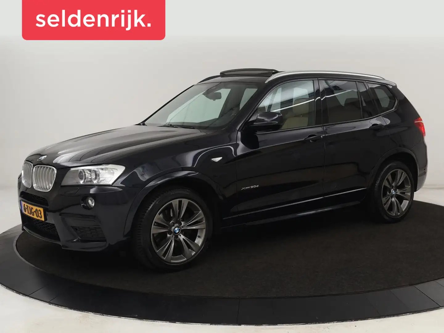 BMW X3 xDrive30d M Sport | Panoramadak | Leder | Trekhaak Zwart - 1