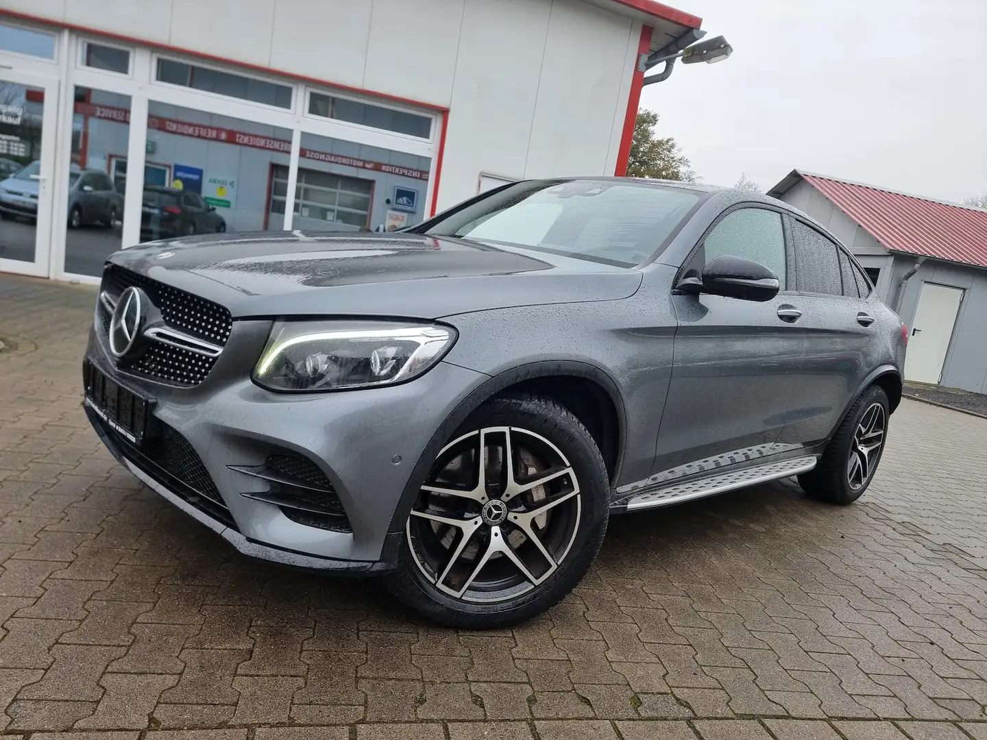 Mercedes-Benz GLC 350 d Coupé 4Matic LED Head-Up 360° AMG Line Grau - 2