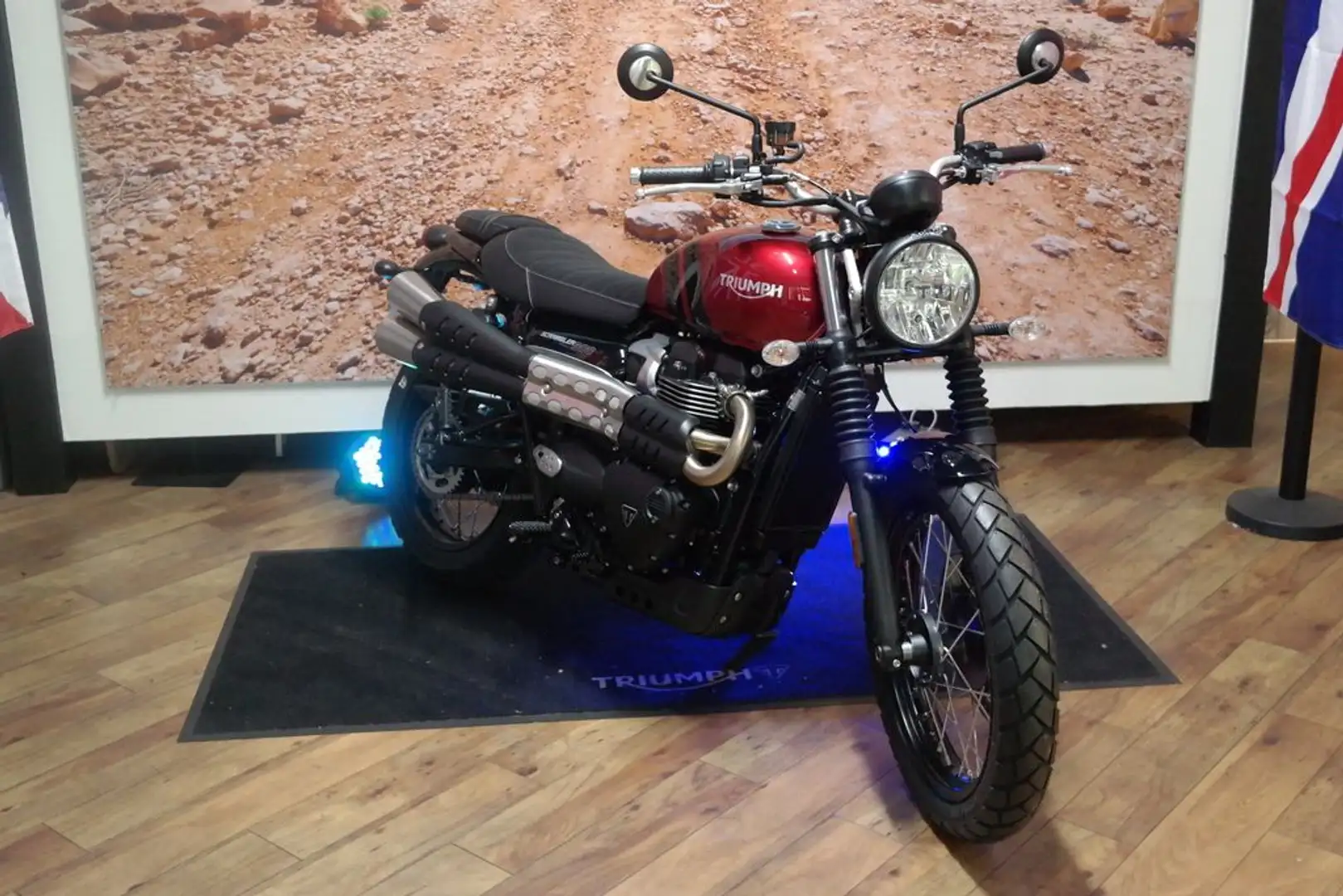 Triumph Scrambler 900  LIEFERBAR Noir - 2