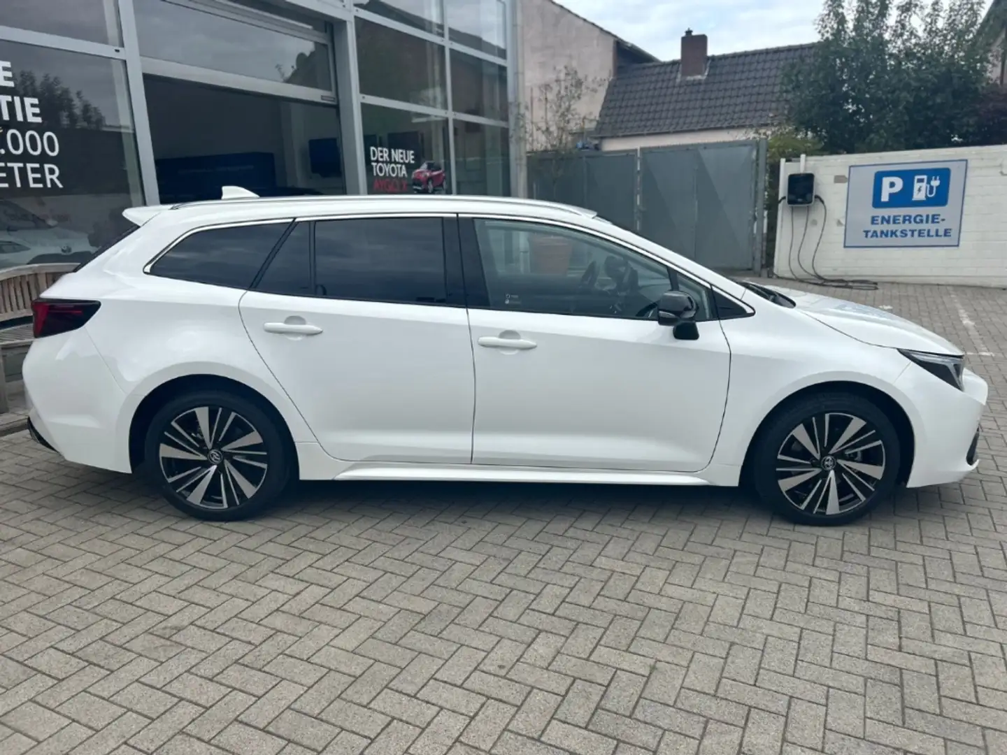 Toyota Corolla TS 1,8l Hybrid Teamplayer Navi SHZ ACC ACP Android Blanco - 2