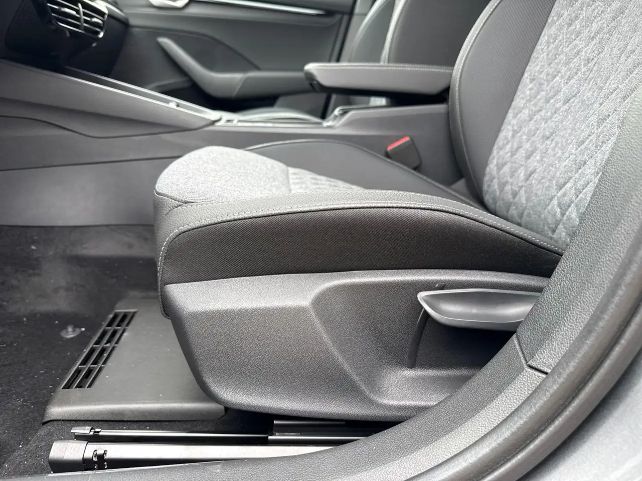 Skoda Octavia 2026 — фото 10