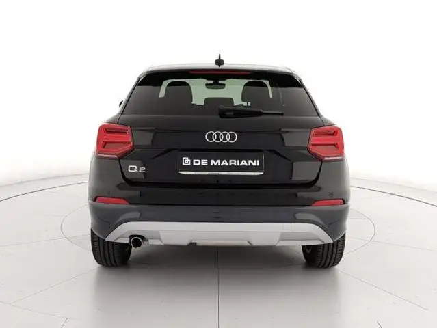 Audi Q2 view 4