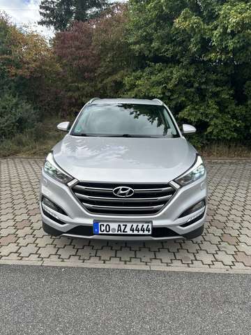 Imagine Hyundai TUCSON 2.0 CRDi 4WD Automatik Premium