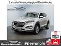 Hyundai TUCSON Intro Edition Navi Mehrzonenklima Fahrerprofil DAB Ezüst - thumbnail 1