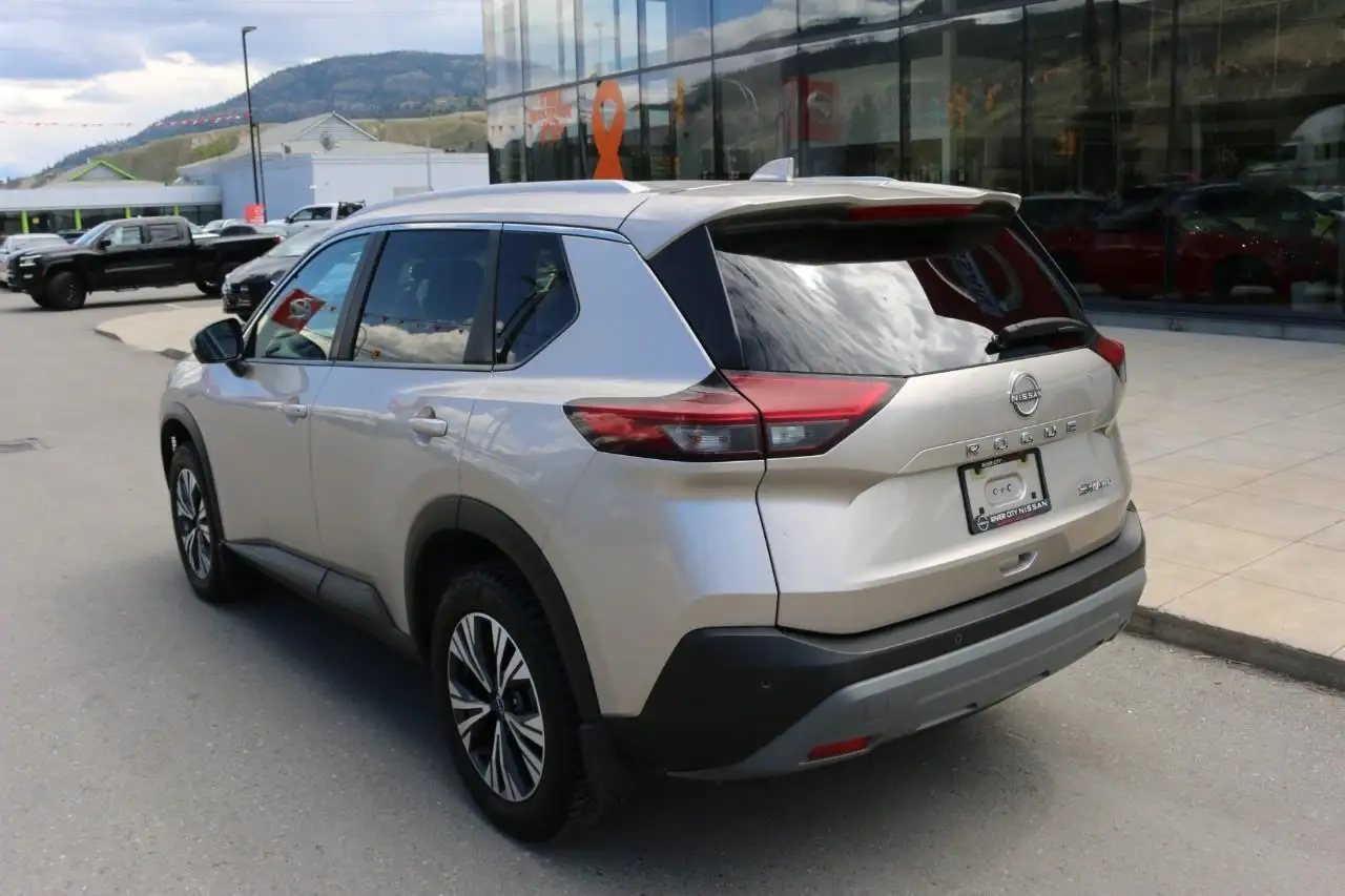 Nissan Rogue fotografie Nissan Rogue