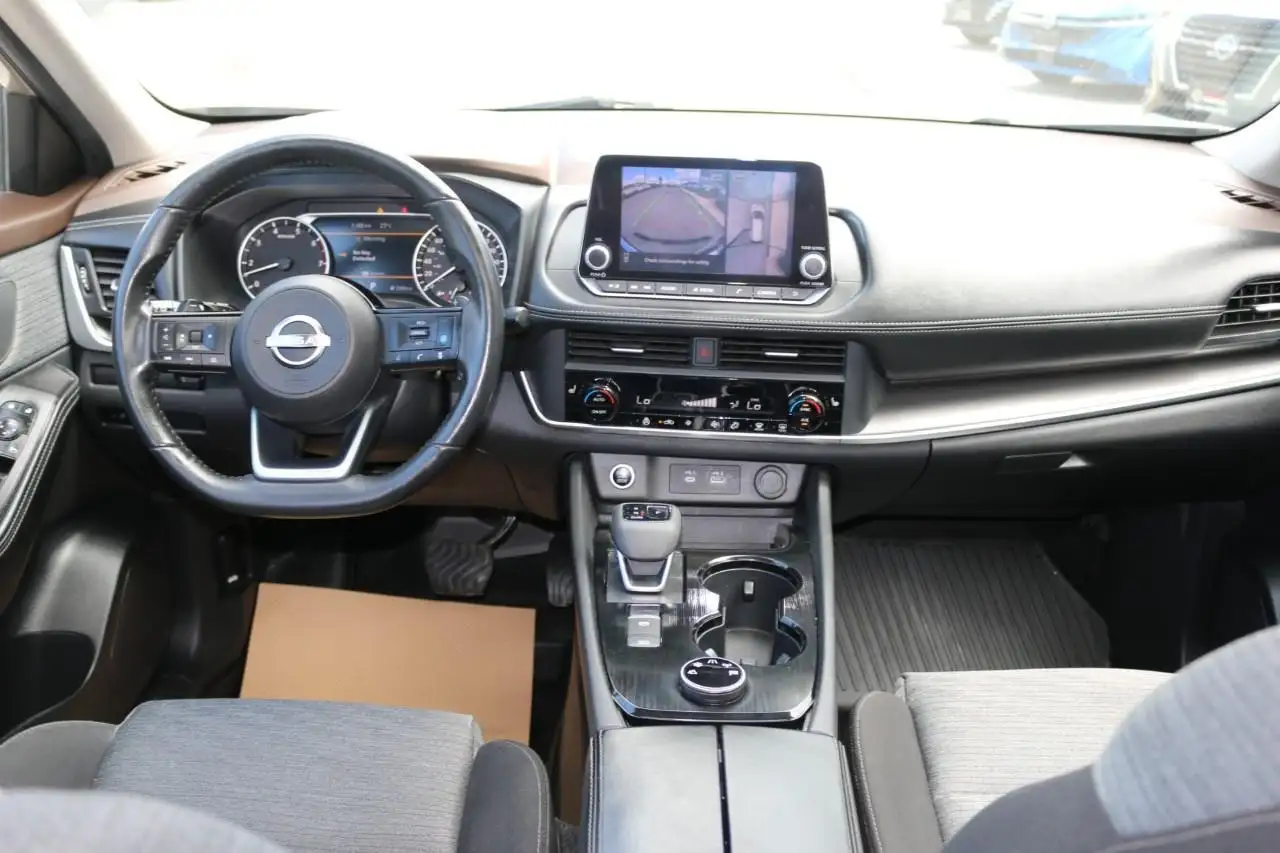 Nissan Rogue fotografie Nissan Rogue