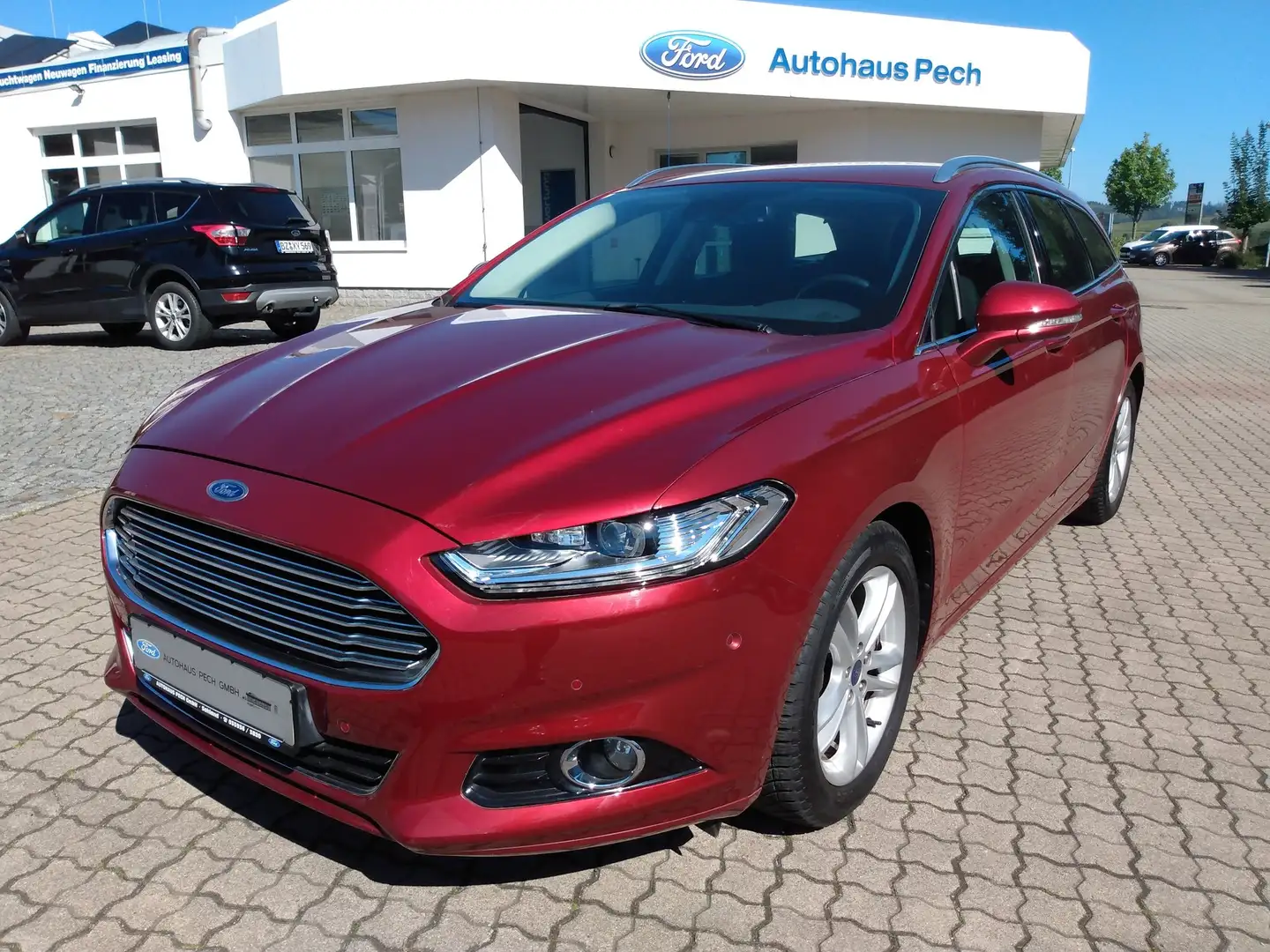 Ford Mondeo Titanium Turnier - LED-SW,Navi,Technologiepk.,1.Hd Rot - 1