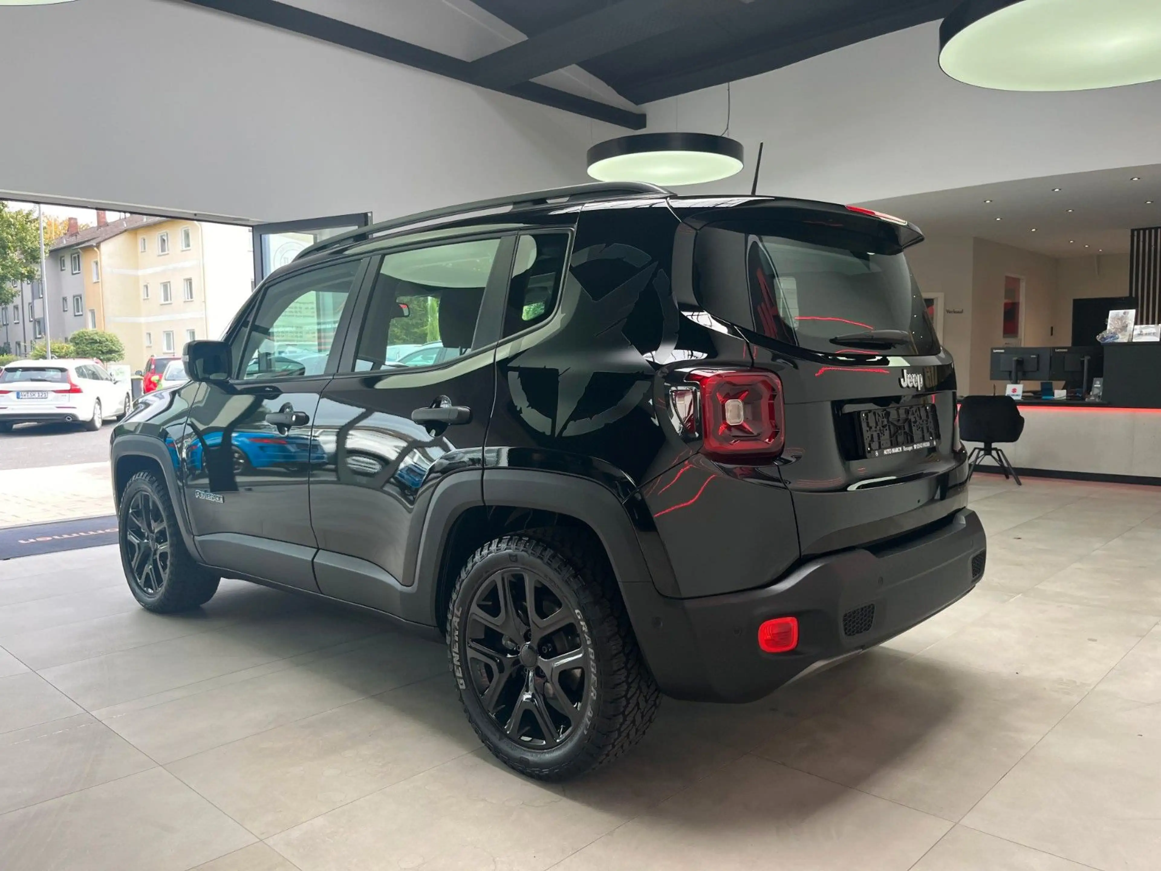 Jeep Renegade 1.5 Mild-Hybrid FWD Summit*Pano*Leder — photo 5