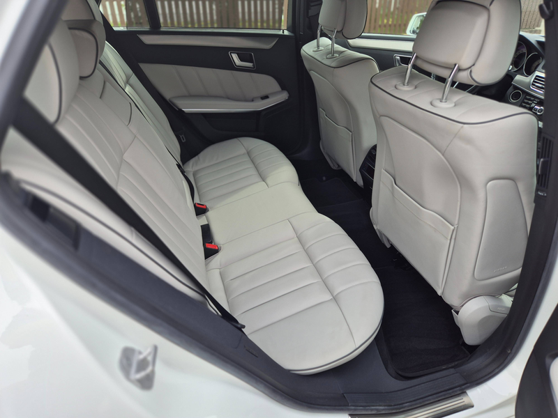 Mercedes-Benz E 350 E 350 BlueTec 4Matic *Vollausstattung* — photo 13