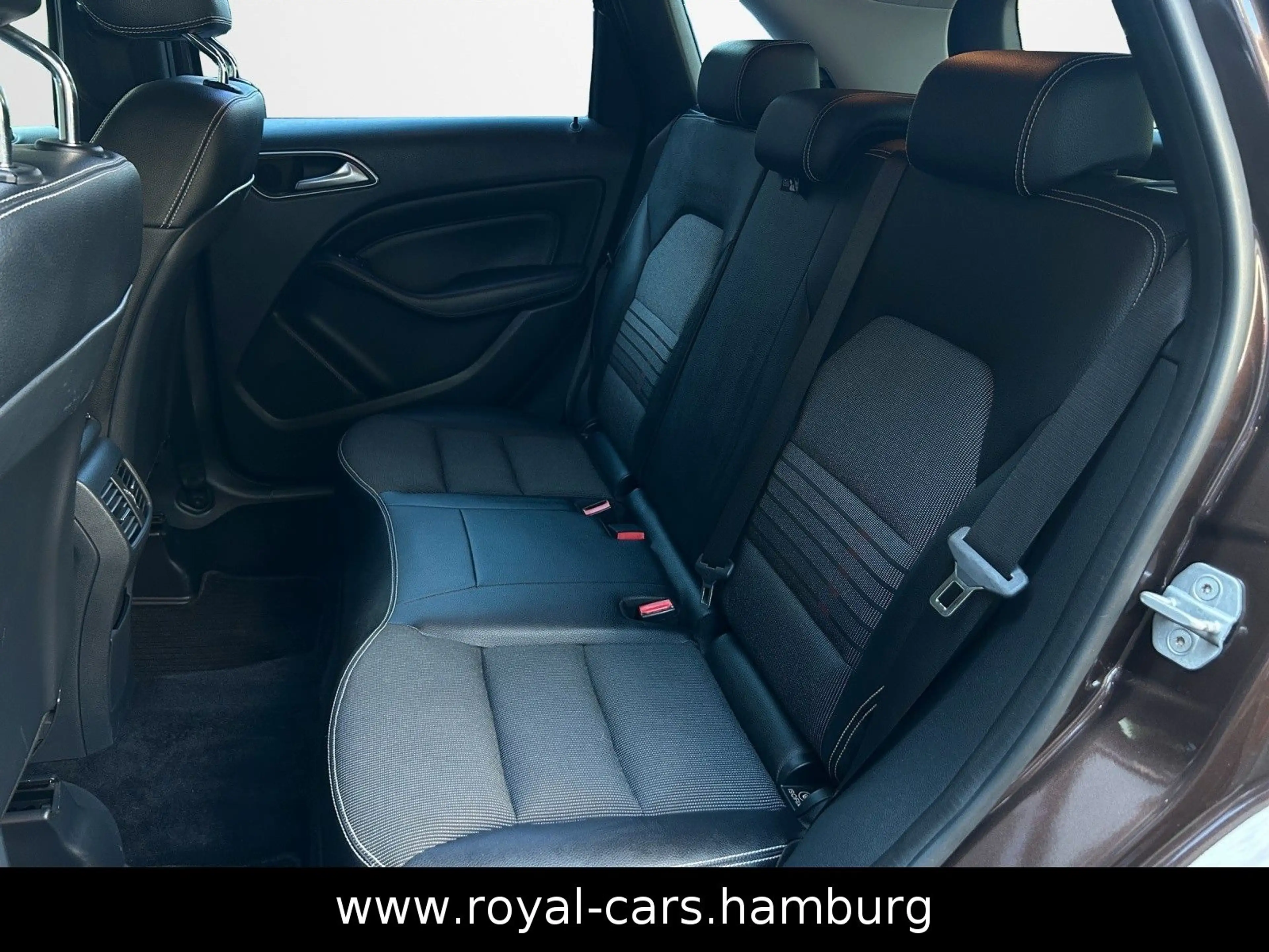 Mercedes-Benz B 200 *KLIMA*PDC*SHZ*LEDER*TEMPOMAT* — photo 11