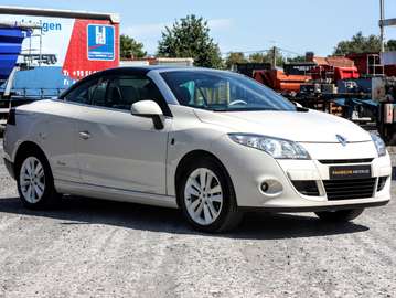 CC 1.5 dCi Floride / LIMITED EDITION / Leder / Parksensor / Navi / Pano