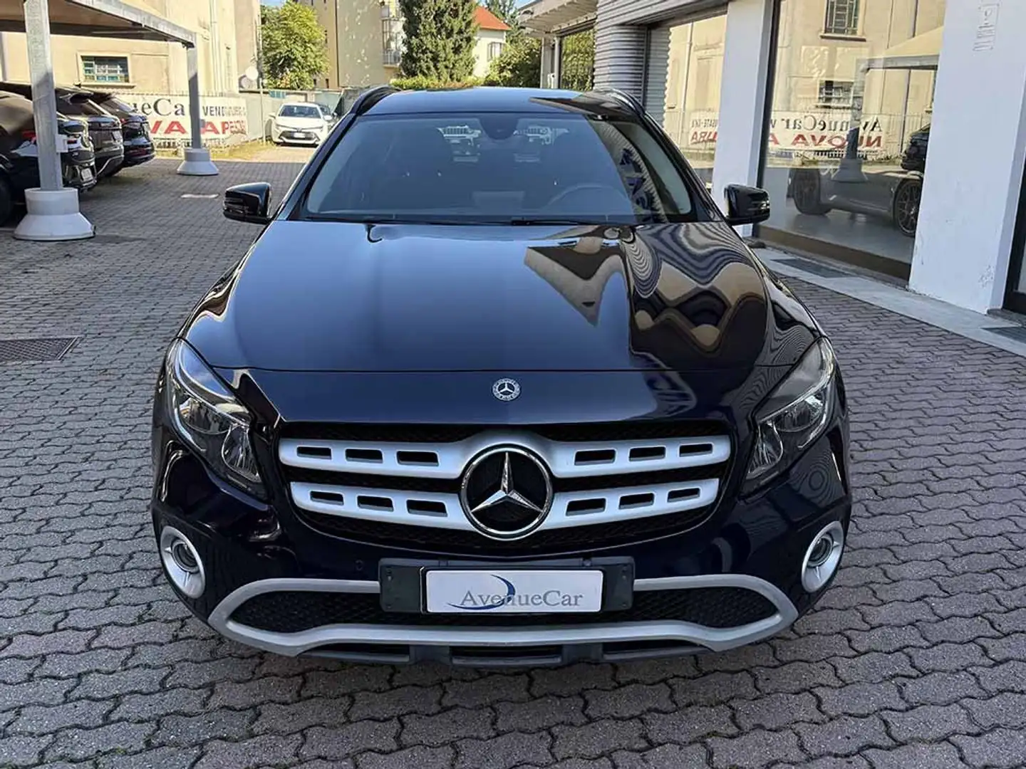 Mercedes-Benz GLA 180 d SPORT TELECAMERA NAVIGATORE SEDILI SPORTIVI Bleu - 2