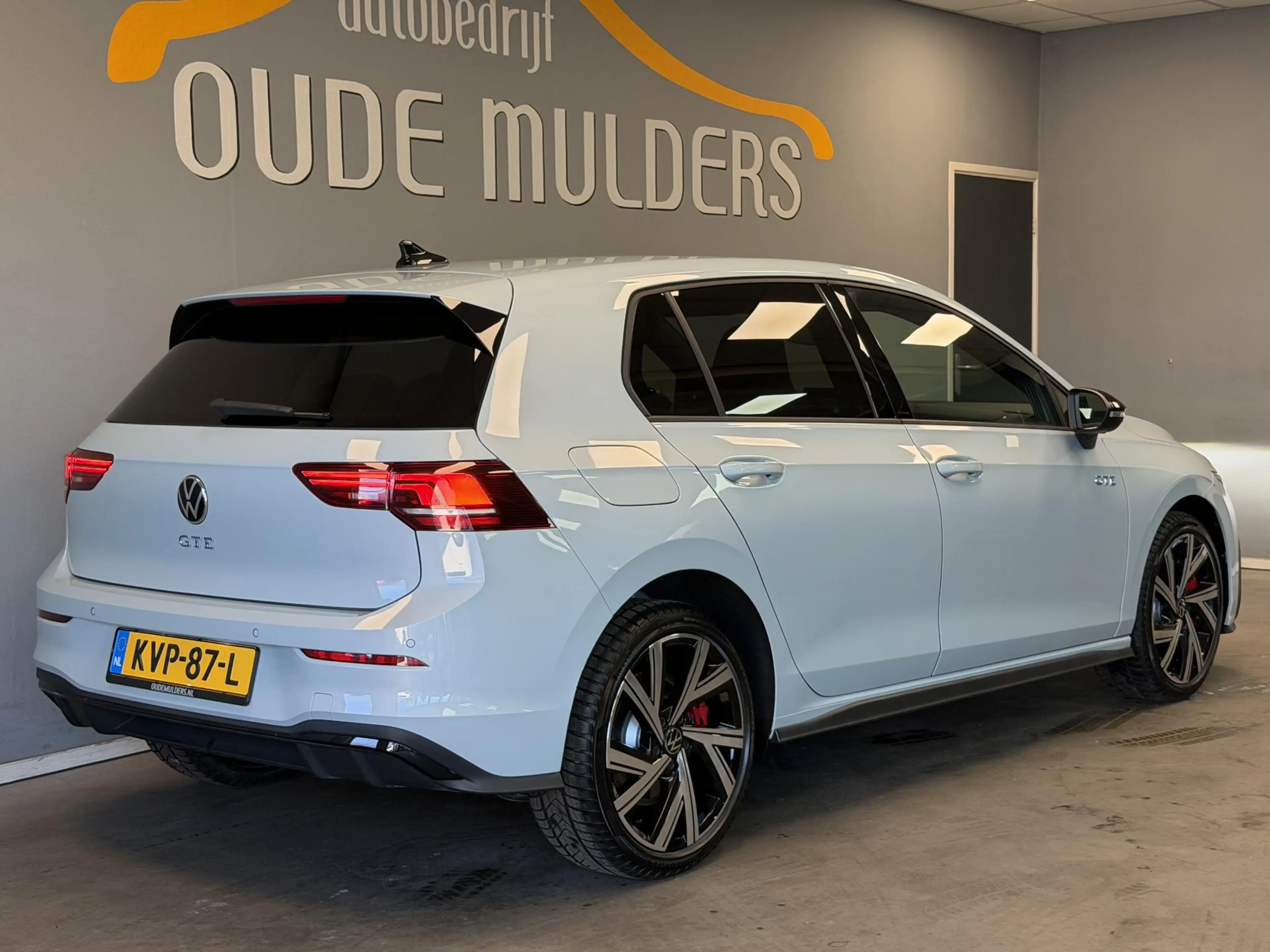 Volkswagen Golf GTE 1.5 eHybrid 272PK SOH 96% | Adaptive cruise | Head — photo 4