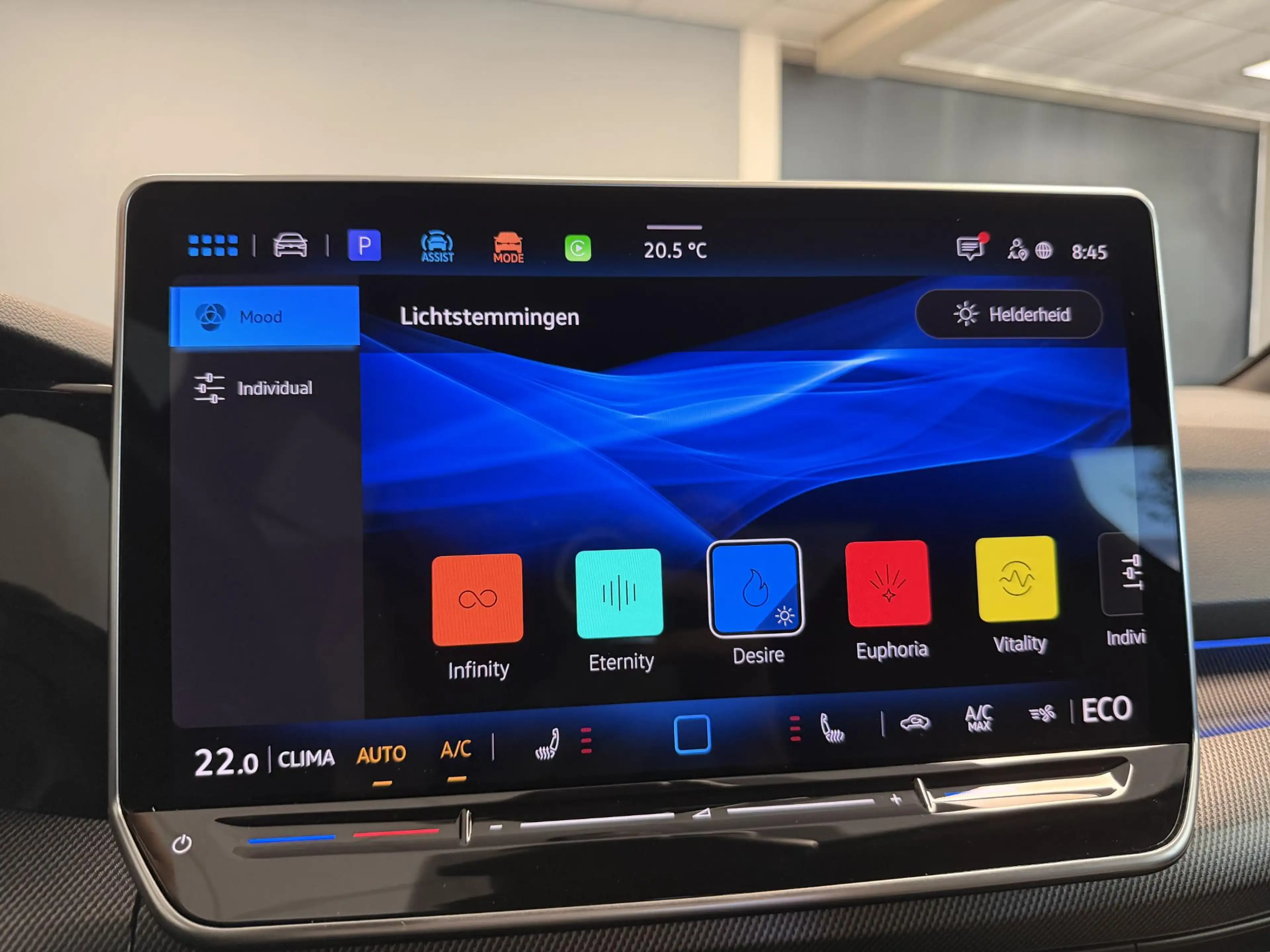 Volkswagen Golf GTE 1.5 eHybrid 272PK SOH 96% | Adaptive cruise | Head — photo 17