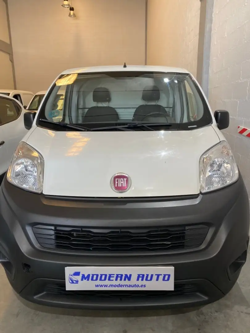 Fiat Fiorino Comercial Cargo 1.3Mjt Adventure 60kW Blanco - 1