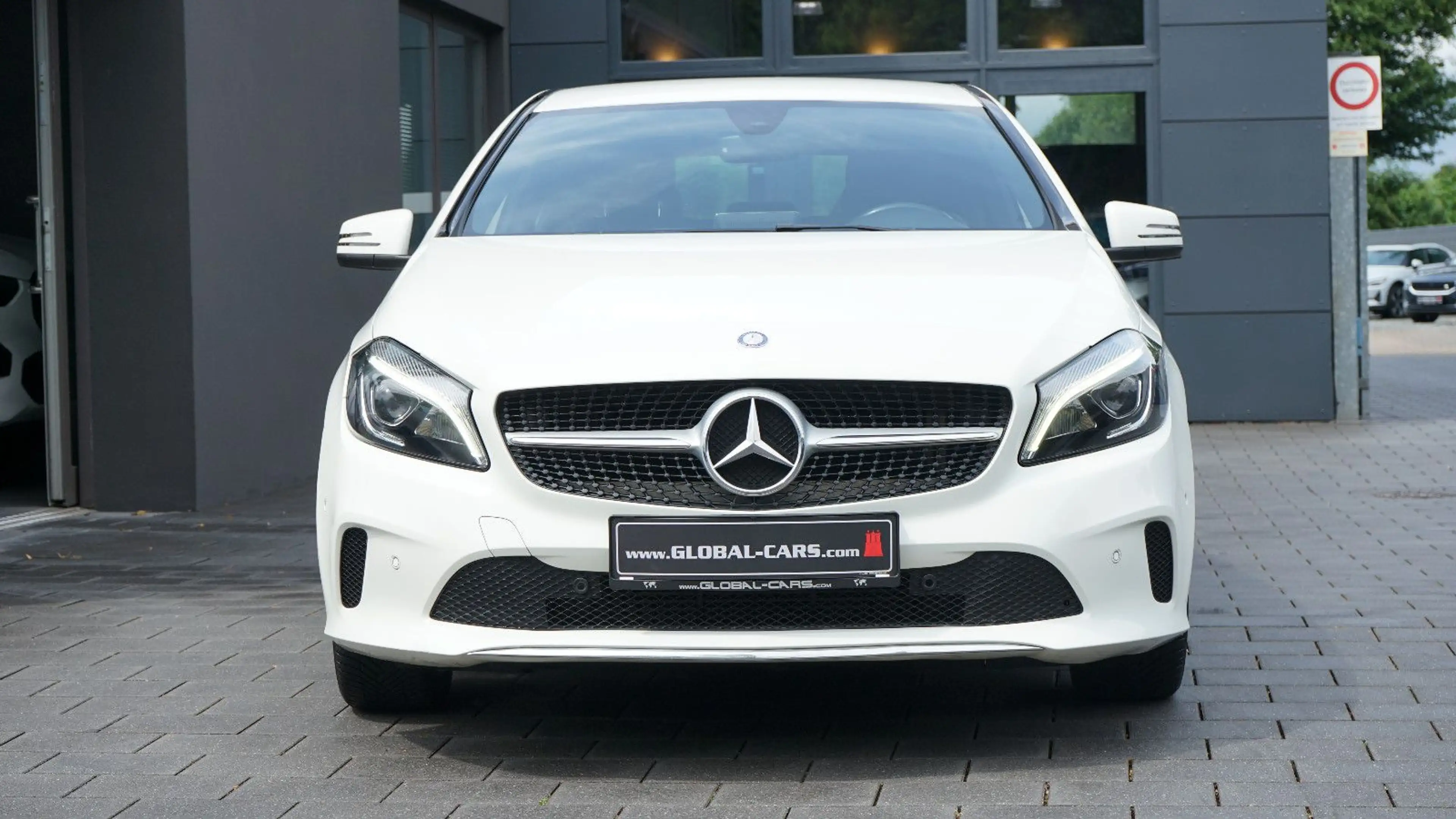 Mercedes-Benz A 200 *NAVI*LED-SCHEINWERFER*LEDER* — photo 14