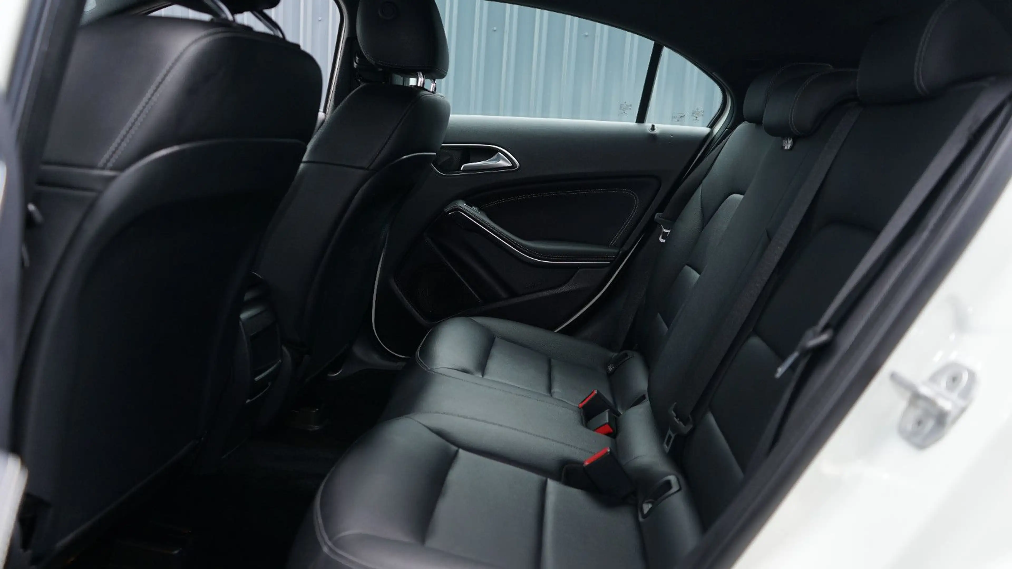 Mercedes-Benz A 200 *NAVI*LED-SCHEINWERFER*LEDER* — photo 8