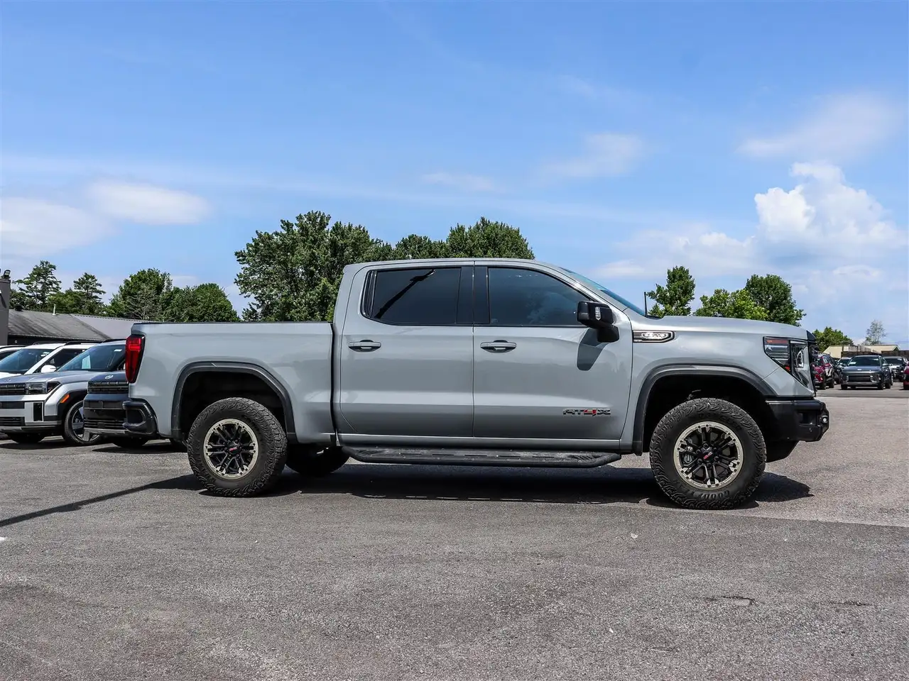 GMC Sierra 1500 photo GMC Sierra 1500