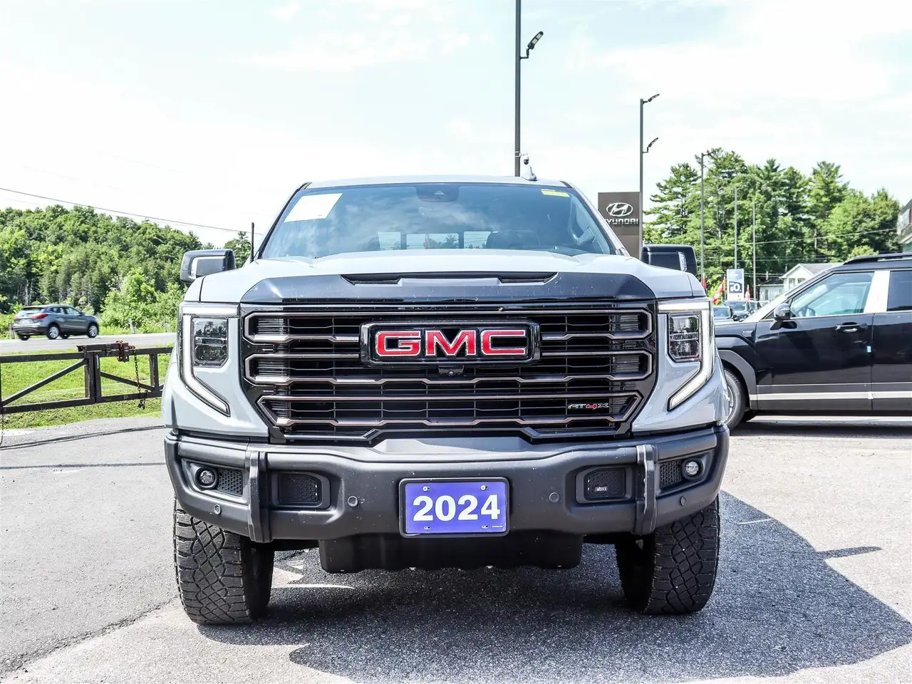 GMC Sierra 1500 photo GMC Sierra 1500